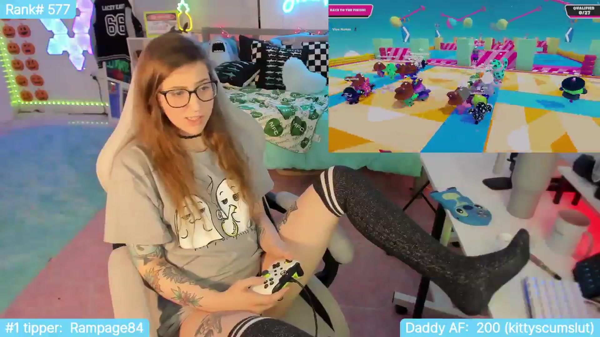 Gallery image thumbnail from TheSharkQueen's myfreecams stream on, 10/28/2023, 06:17 image 9 of 20