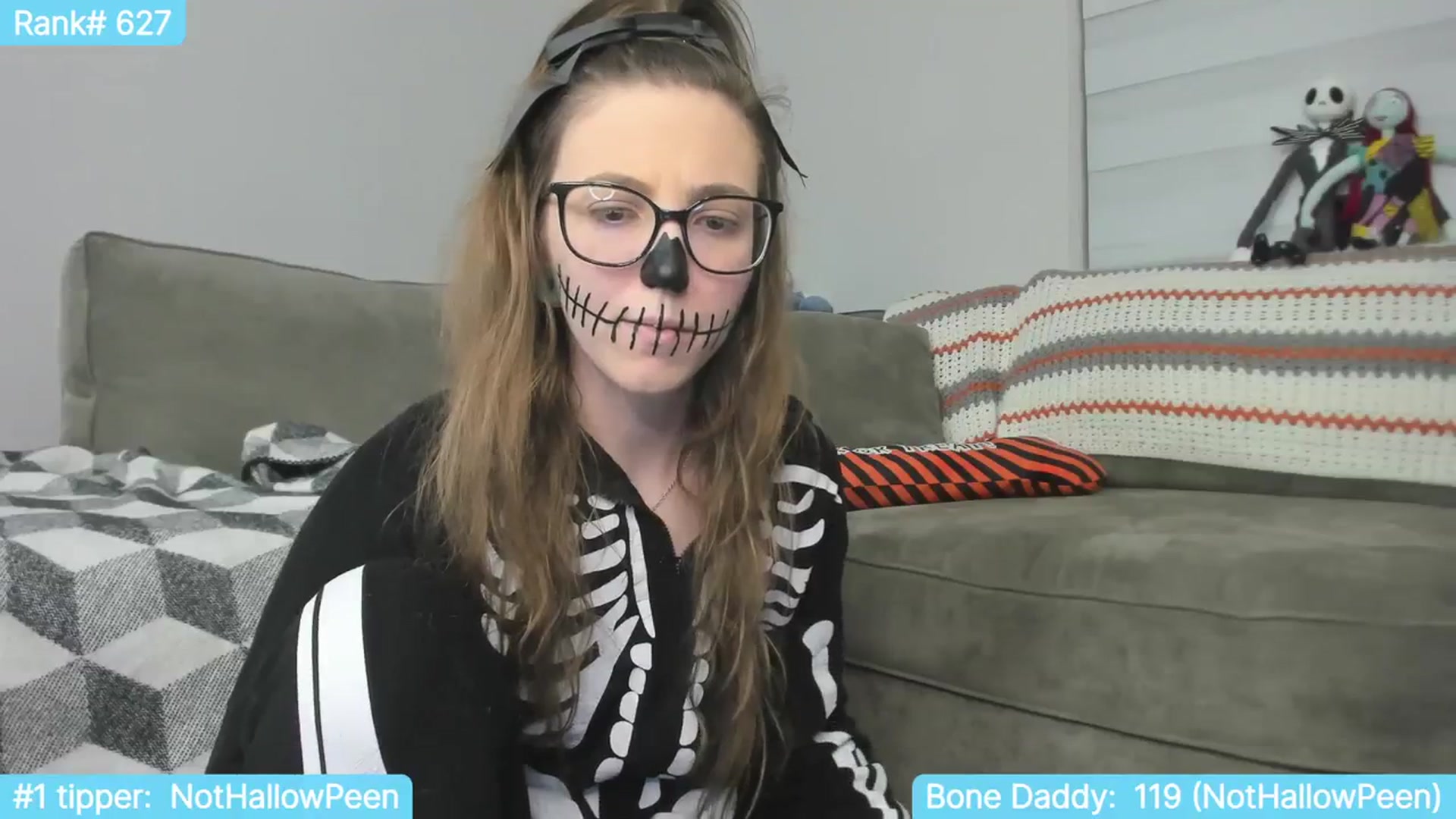 Gallery image thumbnail from TheSharkQueen's myfreecams stream on, 10/31/2023, 01:50 image 19 of 20