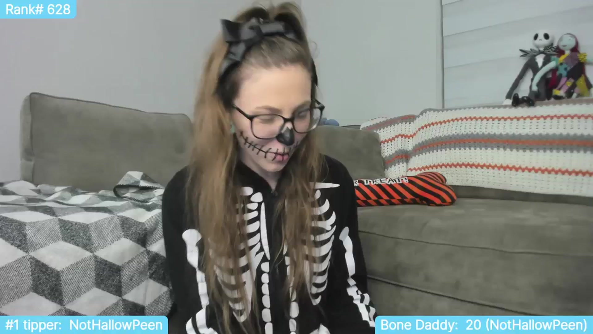 Gallery image thumbnail from TheSharkQueen's myfreecams stream on, 10/31/2023, 01:50 image 1 of 20