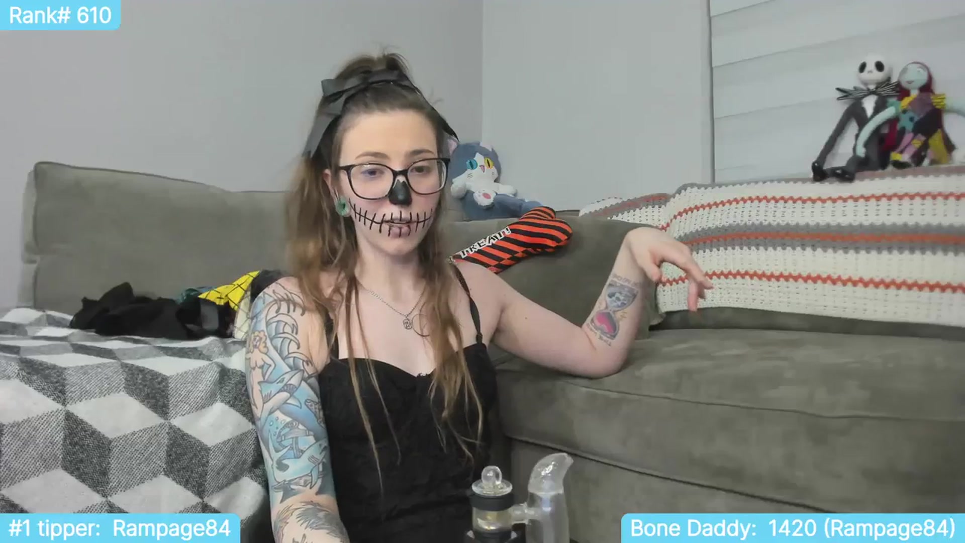 Gallery image thumbnail from TheSharkQueen's myfreecams stream on, 10/31/2023, 02:58 image 8 of 20