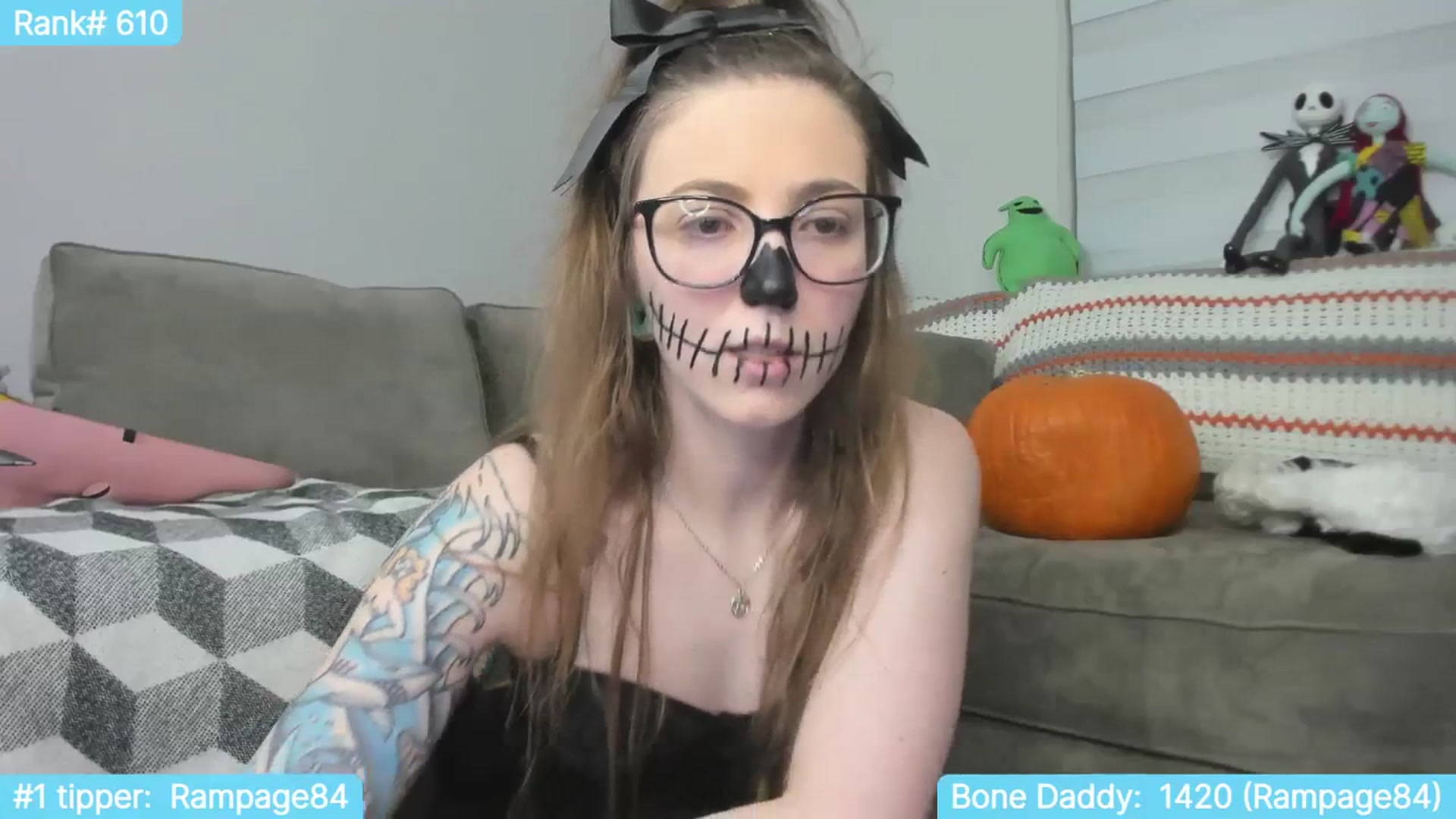 Gallery image thumbnail from TheSharkQueen's myfreecams stream on, 10/31/2023, 02:58 image 11 of 20