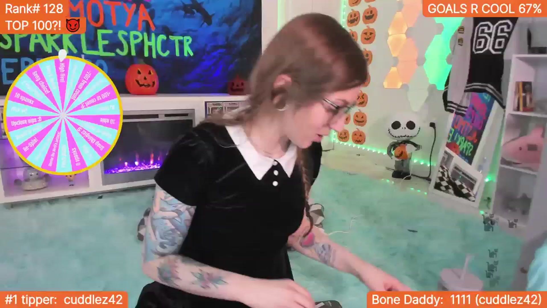 Gallery image thumbnail from TheSharkQueen's myfreecams stream on, 11/01/2023, 08:23 image 1 of 20