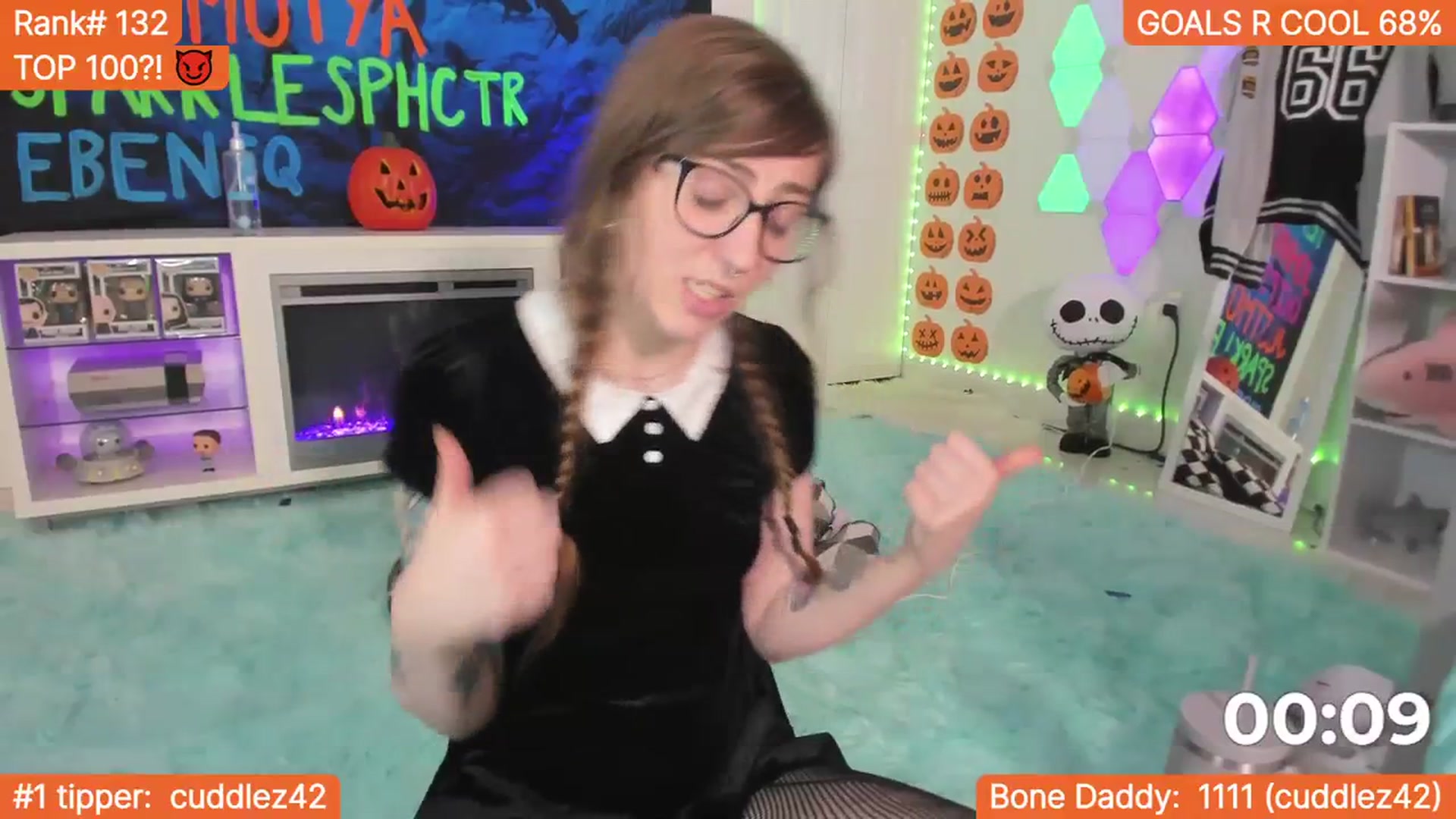 Gallery image thumbnail from TheSharkQueen's myfreecams stream on, 11/01/2023, 08:23 image 5 of 20