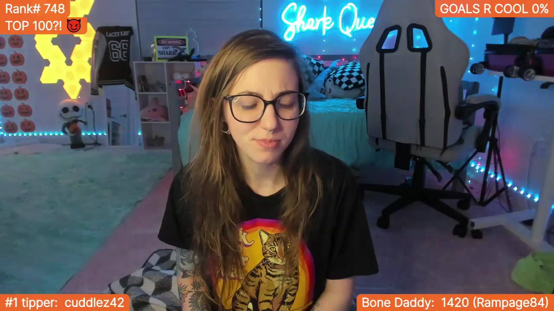 Gallery image thumbnail from TheSharkQueen's myfreecams stream on, 11/03/2023, 08:38 image 13 of 20