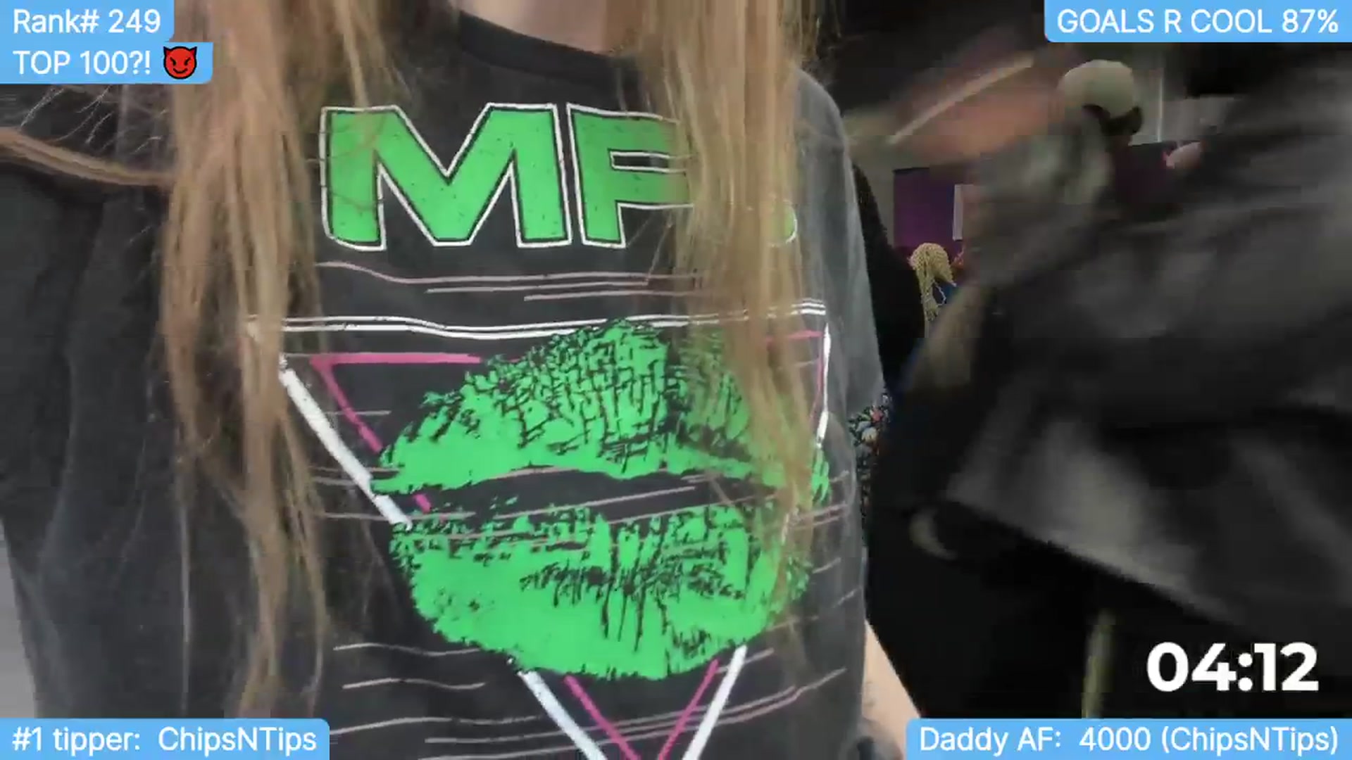 Gallery image thumbnail from TheSharkQueen's myfreecams stream on, 11/04/2023, 01:32 image 16 of 20