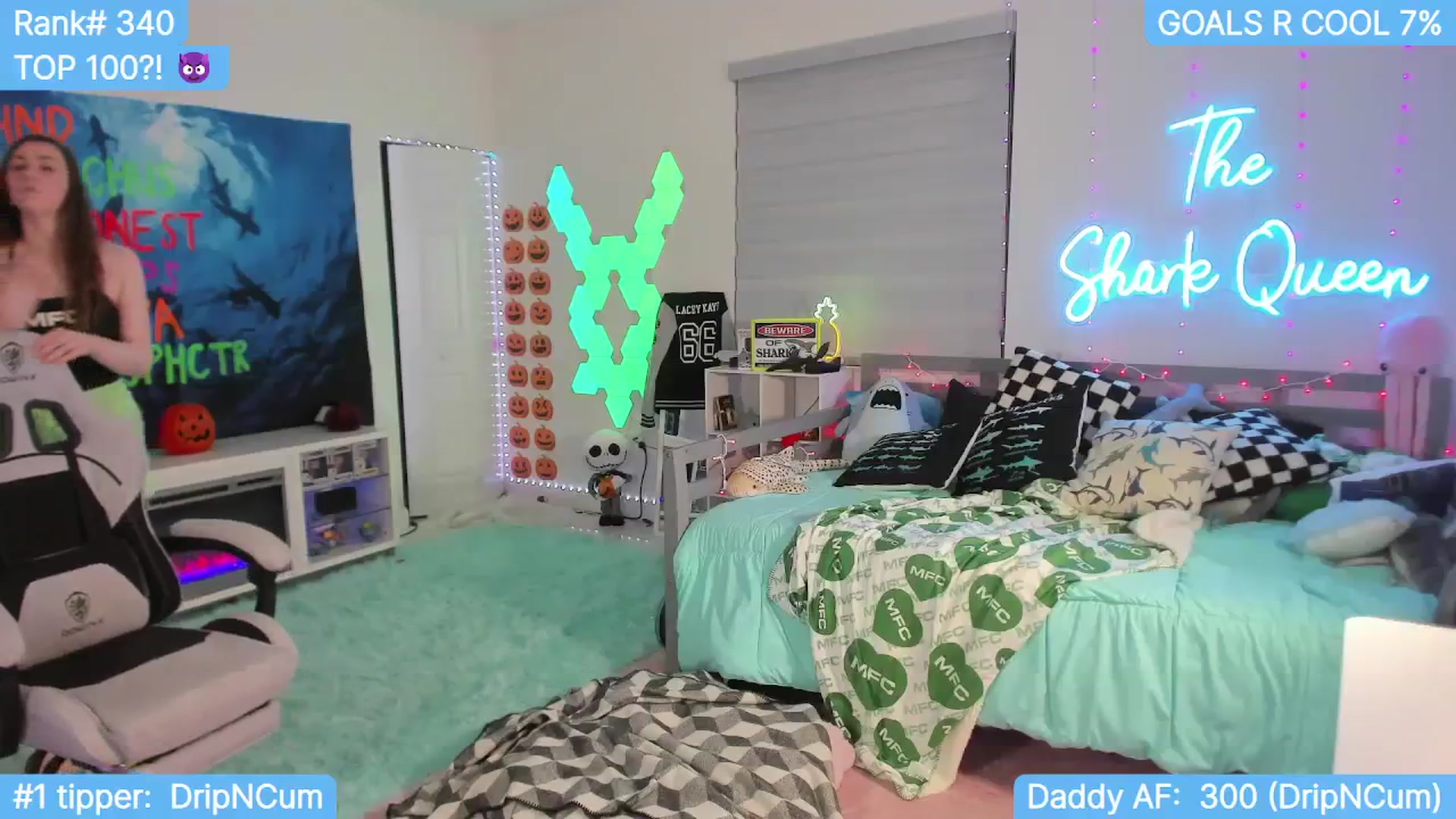 Gallery image thumbnail from TheSharkQueen's myfreecams stream on, 11/08/2023, 06:18 image 9 of 20