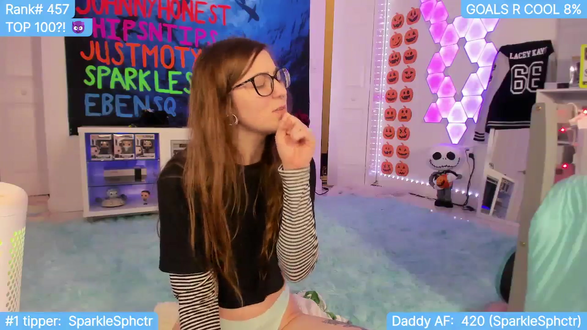 Gallery image thumbnail from TheSharkQueen's myfreecams stream on, 11/11/2023, 09:10 image 12 of 20