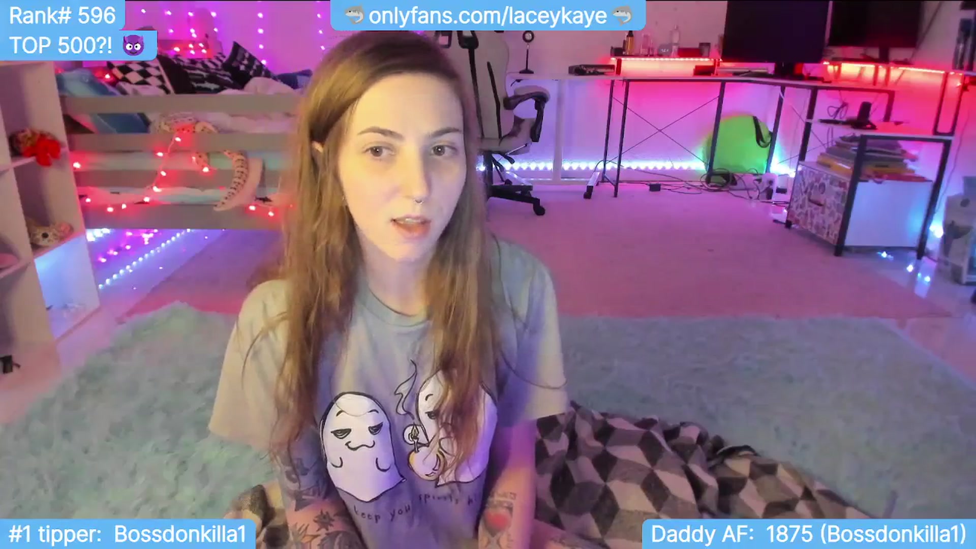 Gallery image thumbnail from TheSharkQueen's myfreecams stream on, 11/17/2023, 07:14 image 7 of 20