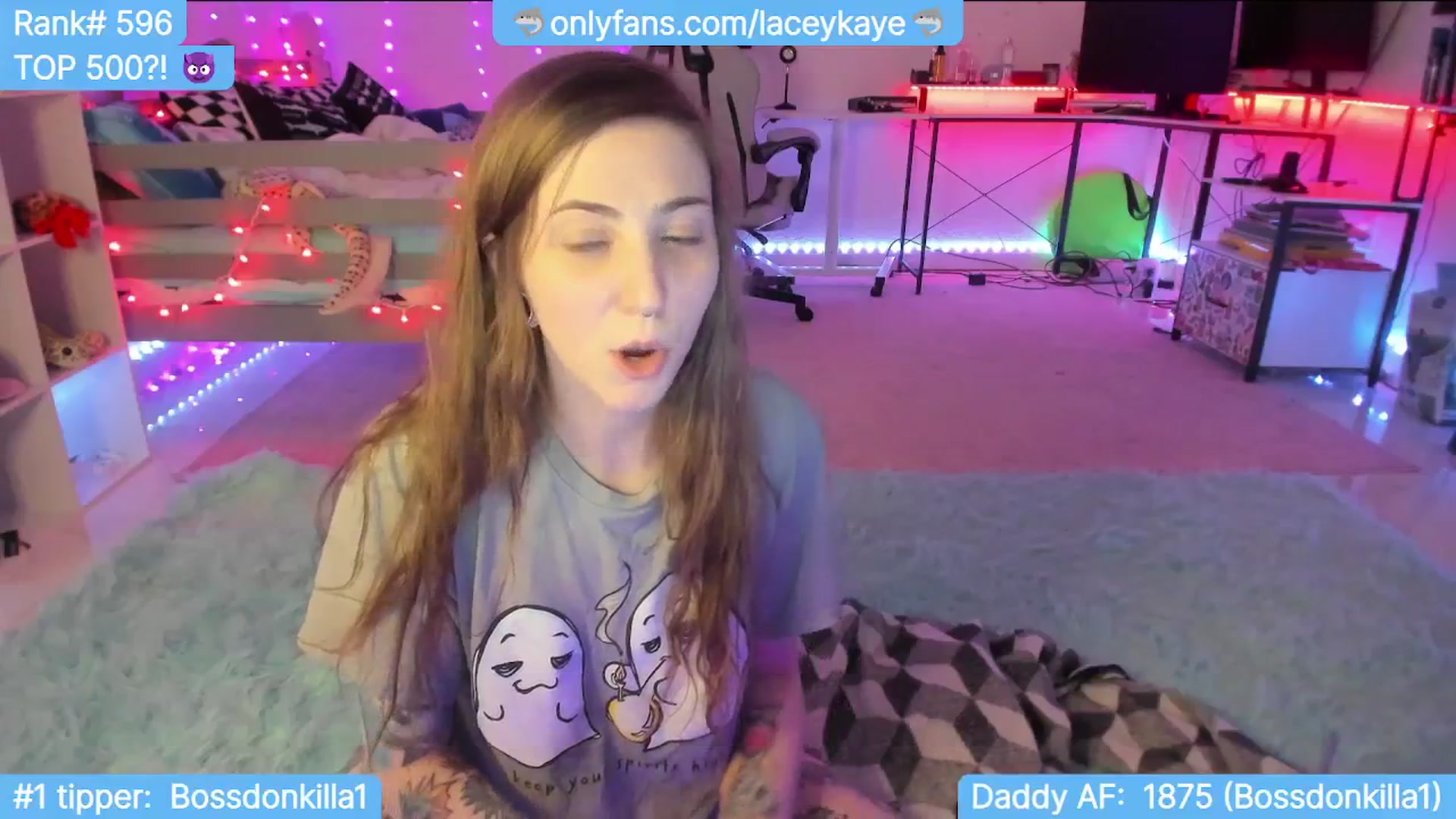 Gallery image thumbnail from TheSharkQueen's myfreecams stream on, 11/17/2023, 07:14 image 9 of 20