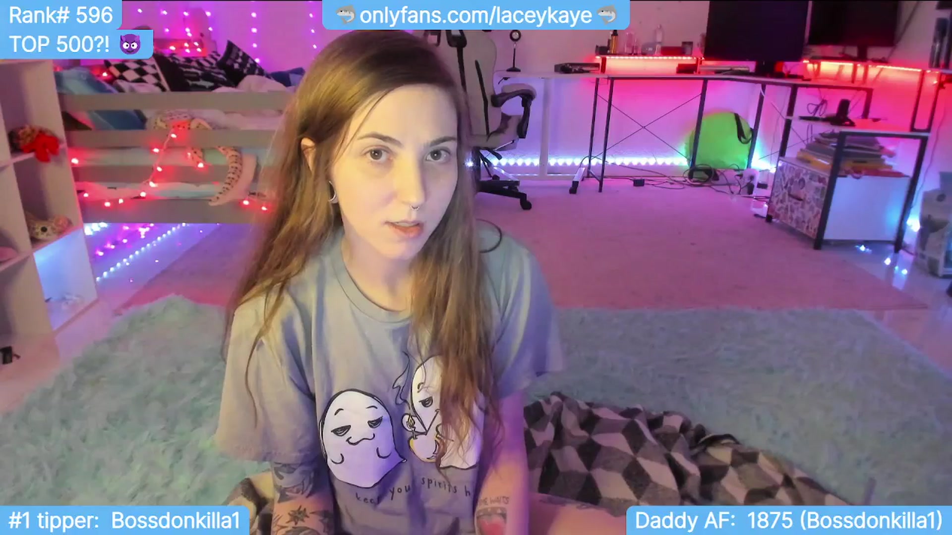 Gallery image thumbnail from TheSharkQueen's myfreecams stream on, 11/17/2023, 07:14 image 8 of 20
