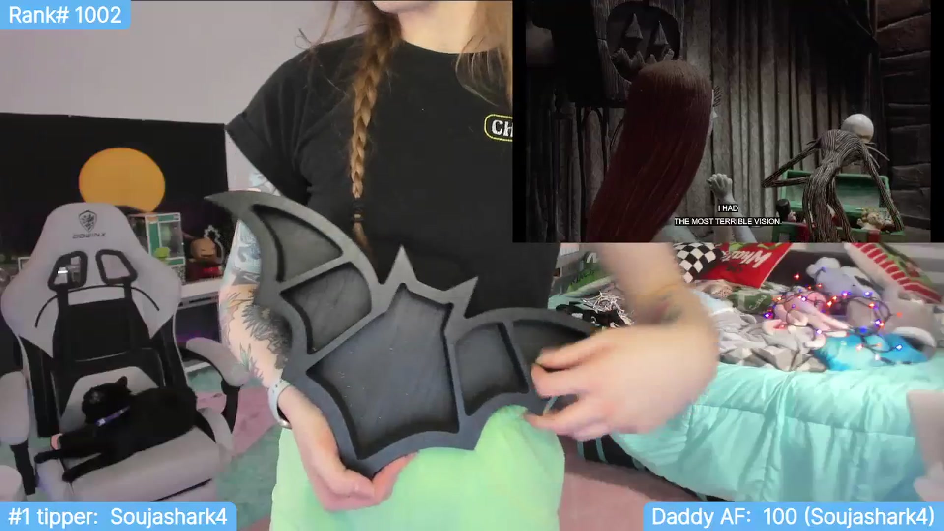 Gallery image thumbnail from TheSharkQueen's myfreecams stream on, 11/28/2023, 01:43 image 5 of 20