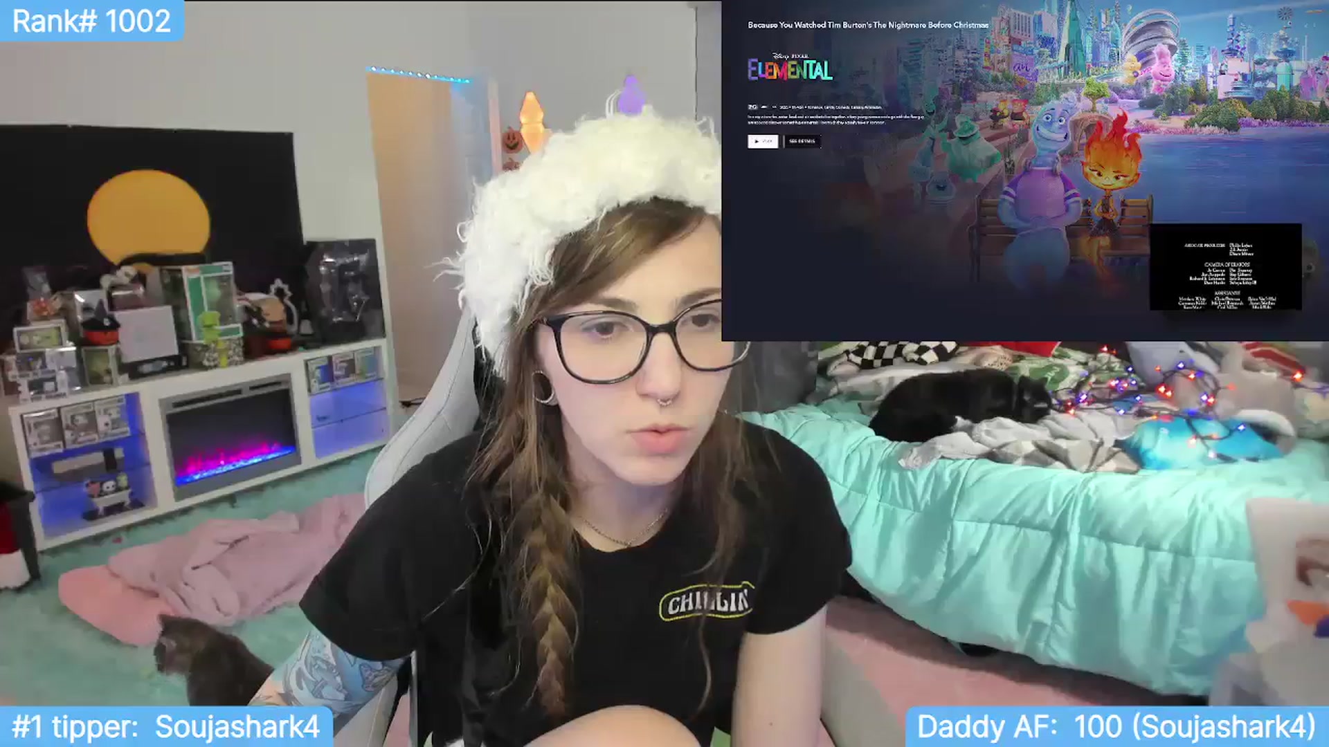 Gallery image thumbnail from TheSharkQueen's myfreecams stream on, 11/28/2023, 01:43 image 17 of 20