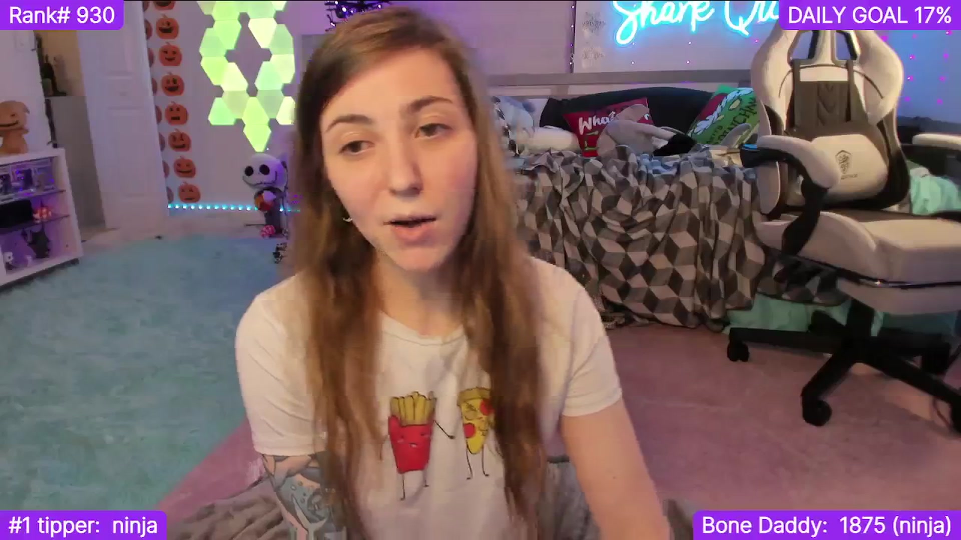 Gallery image thumbnail from TheSharkQueen's myfreecams stream on, 12/15/2023, 07:18 image 3 of 20