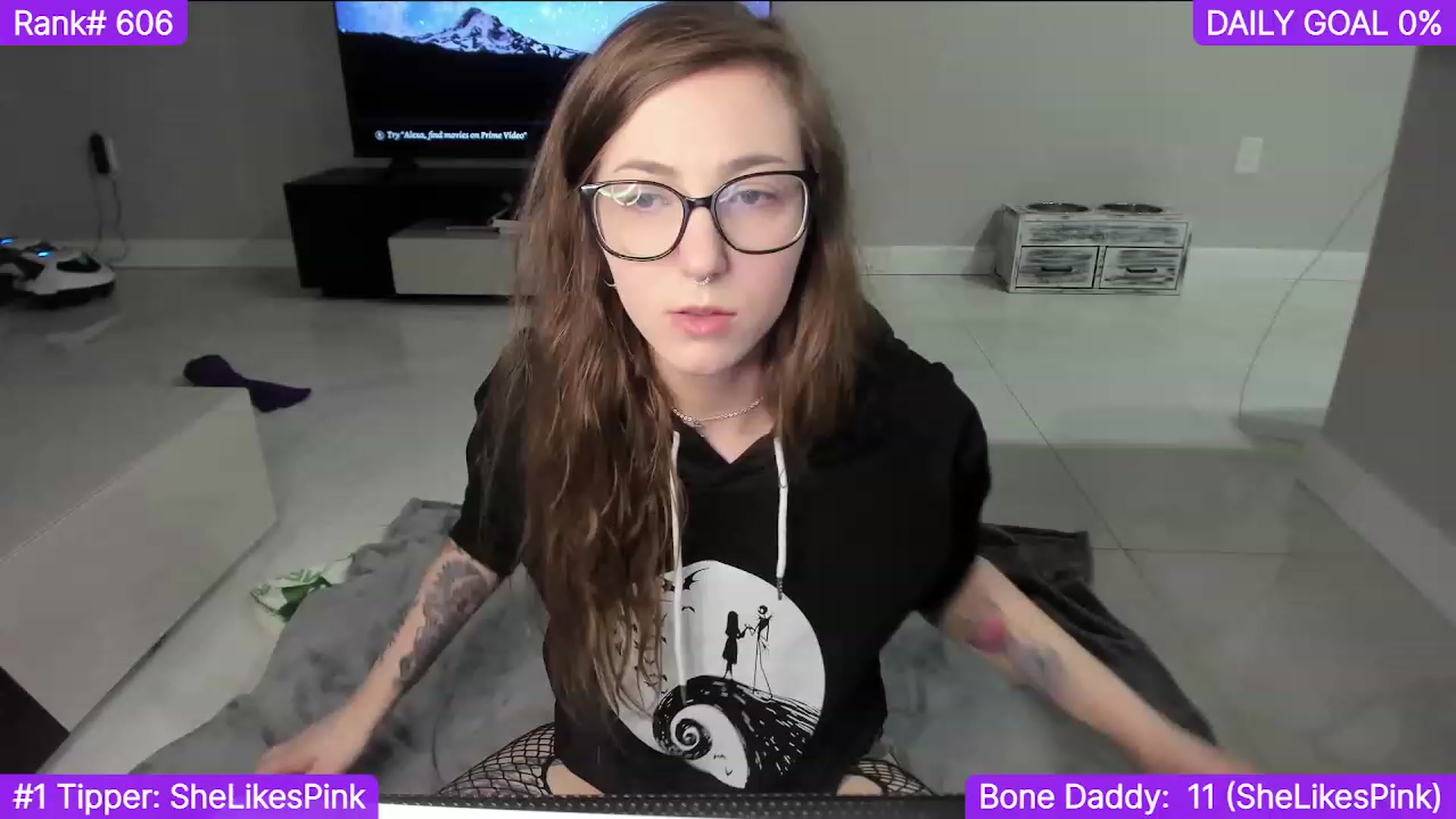 Gallery image thumbnail from TheSharkQueen's myfreecams stream on, 12/24/2023, 01:43 image 20 of 20