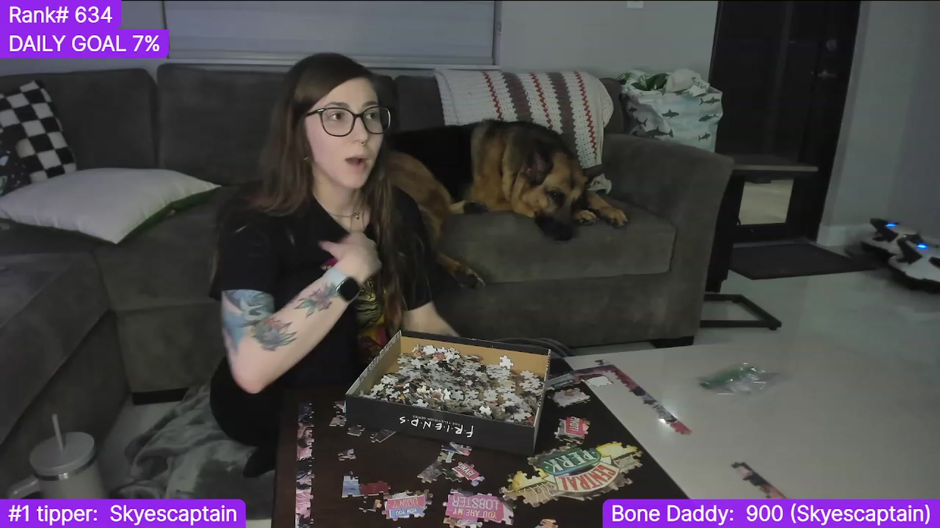 Gallery image thumbnail from TheSharkQueen's myfreecams stream on, 12/26/2023, 07:28 image 1 of 20