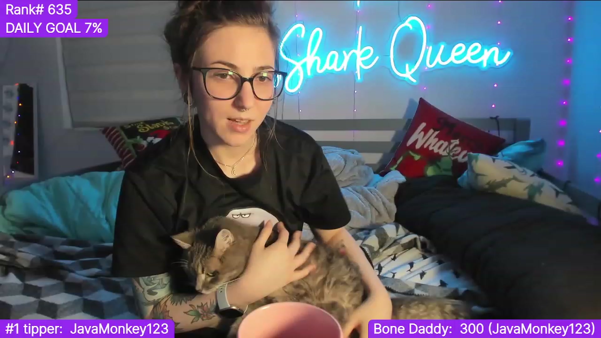 Gallery image thumbnail from TheSharkQueen's myfreecams stream on, 12/27/2023, 05:21 image 8 of 20
