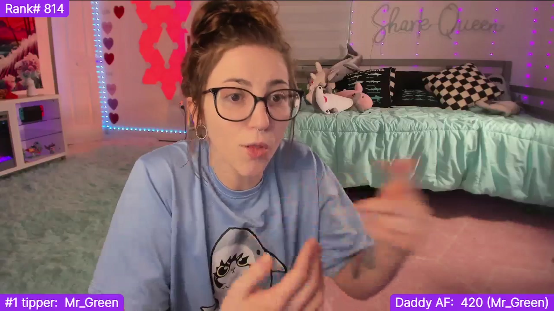 Gallery image thumbnail from TheSharkQueen's myfreecams stream on, 02/03/2024, 20:20 image 14 of 20