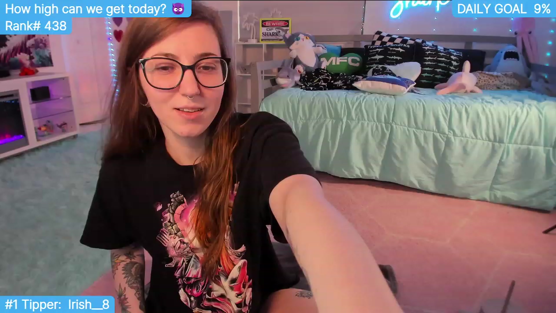 Gallery image thumbnail from TheSharkQueen's myfreecams stream on, 02/10/2024, 21:51 image 19 of 20