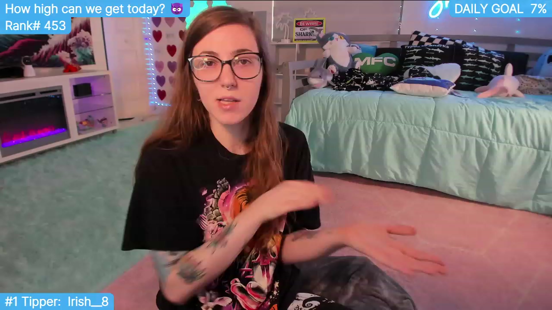 Gallery image thumbnail from TheSharkQueen's myfreecams stream on, 02/10/2024, 21:51 image 4 of 20