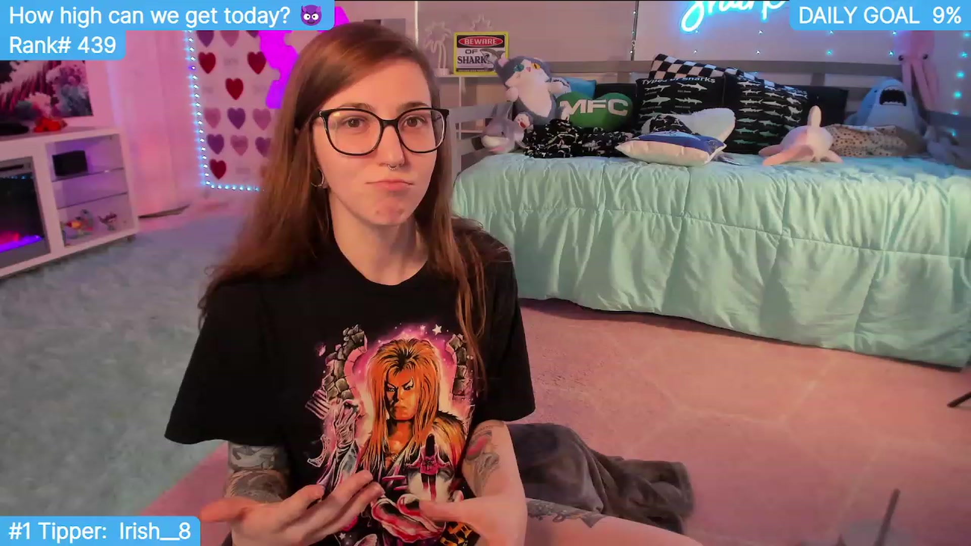 Gallery image thumbnail from TheSharkQueen's myfreecams stream on, 02/10/2024, 21:51 image 20 of 20