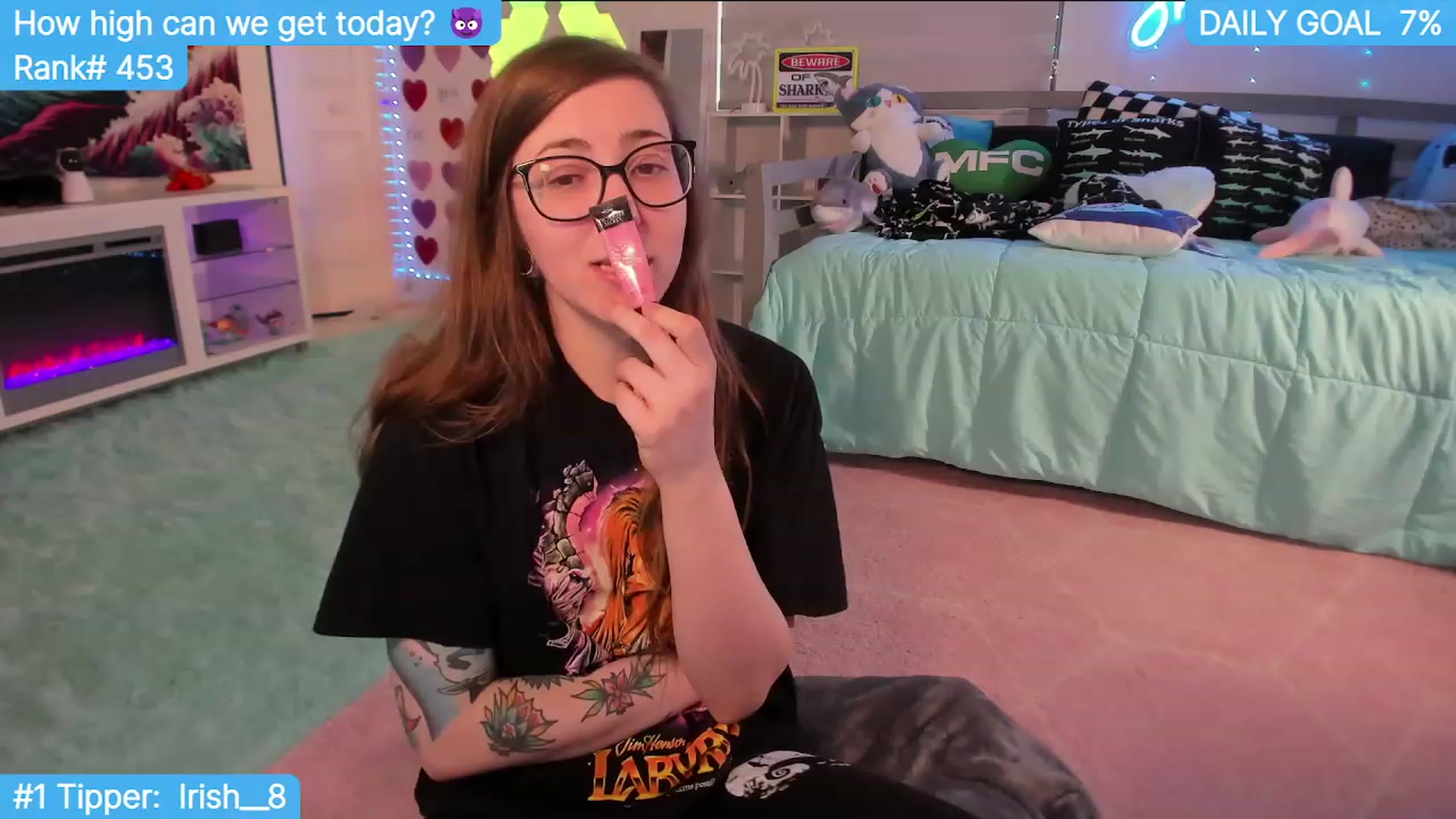 Gallery image thumbnail from TheSharkQueen's myfreecams stream on, 02/10/2024, 21:51 image 7 of 20