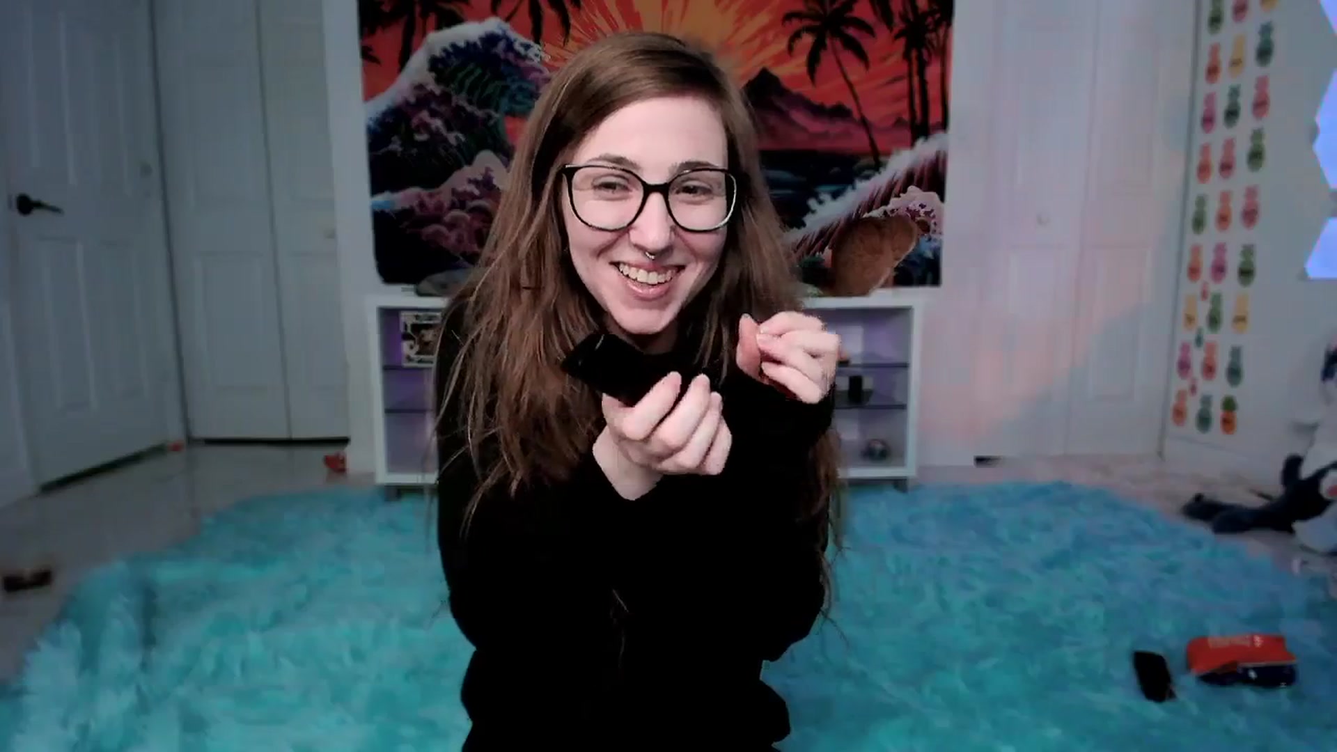 Gallery image thumbnail from TheSharkQueen's myfreecams stream on, 04/13/2024, 09:36 image 7 of 20