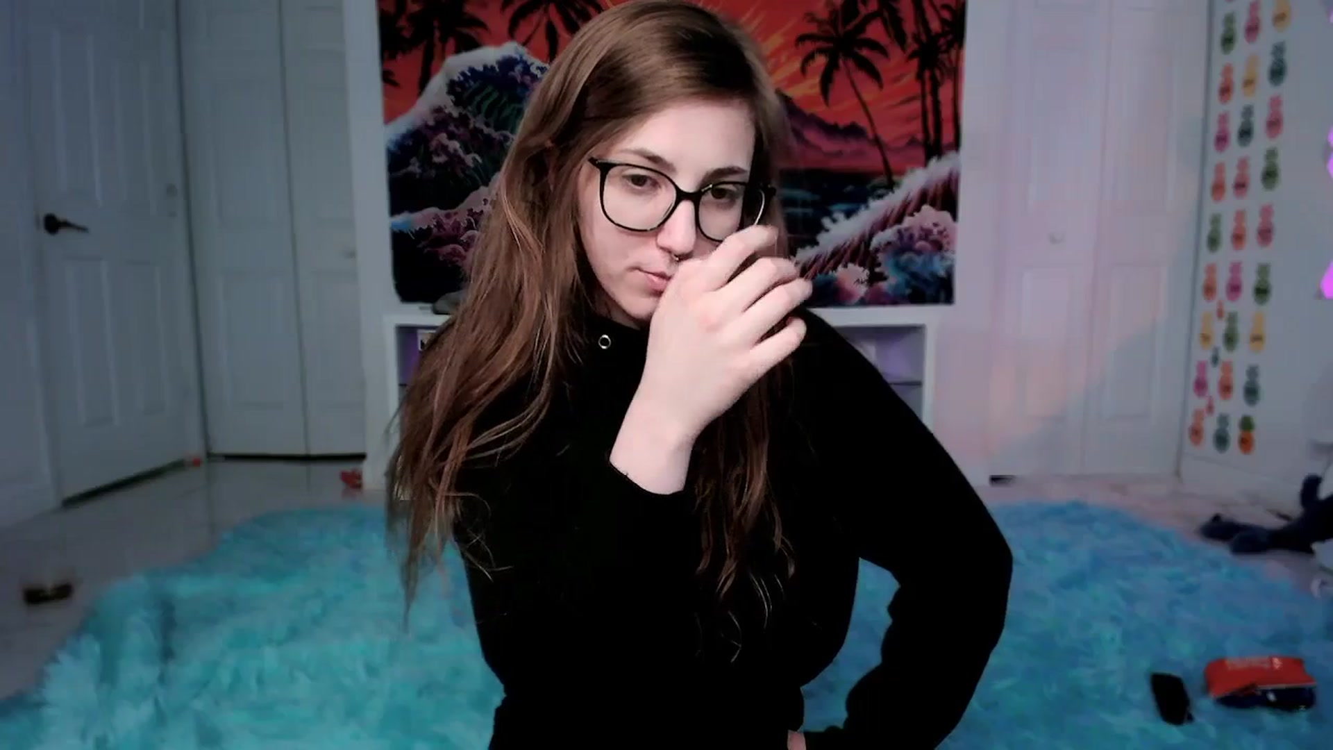 Gallery image thumbnail from TheSharkQueen's myfreecams stream on, 04/13/2024, 09:36 image 10 of 20