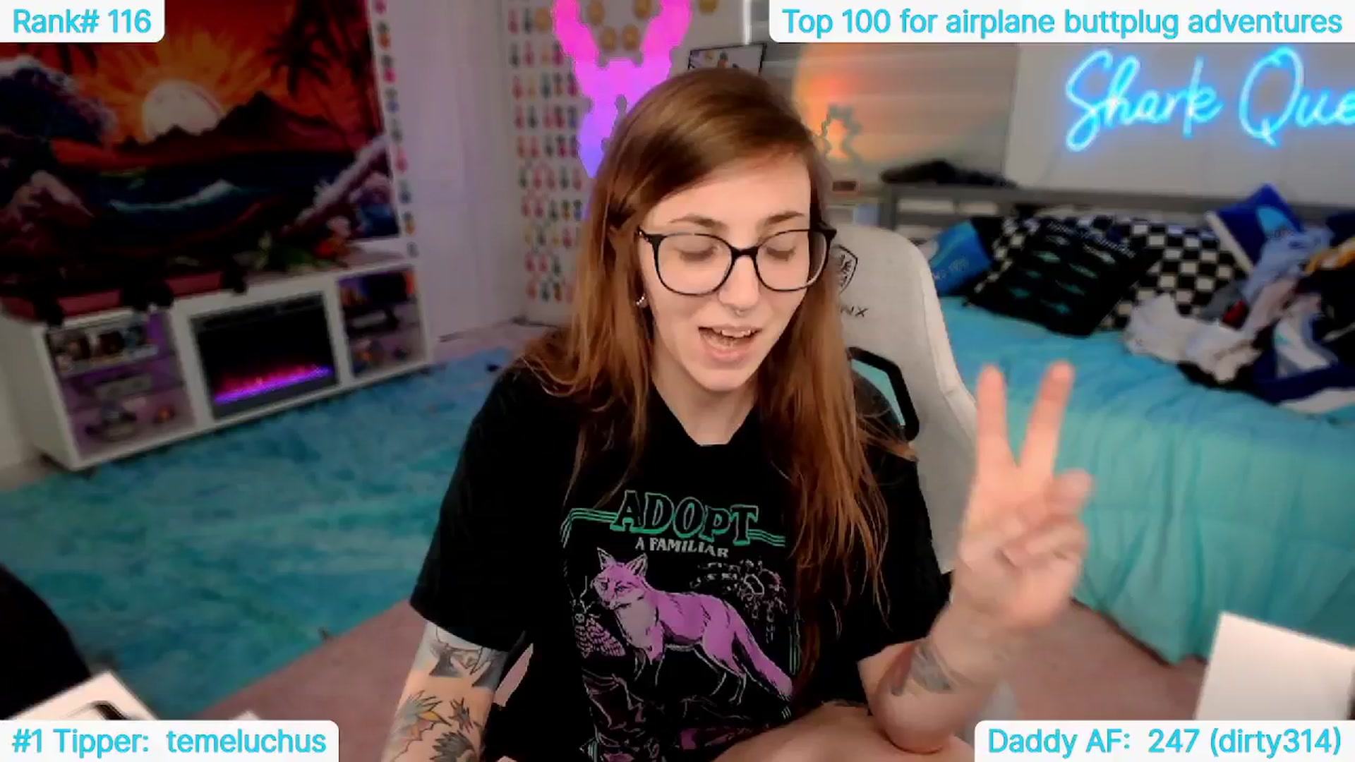 Gallery image thumbnail from TheSharkQueen's myfreecams stream on, 04/23/2024, 23:27 image 12 of 20