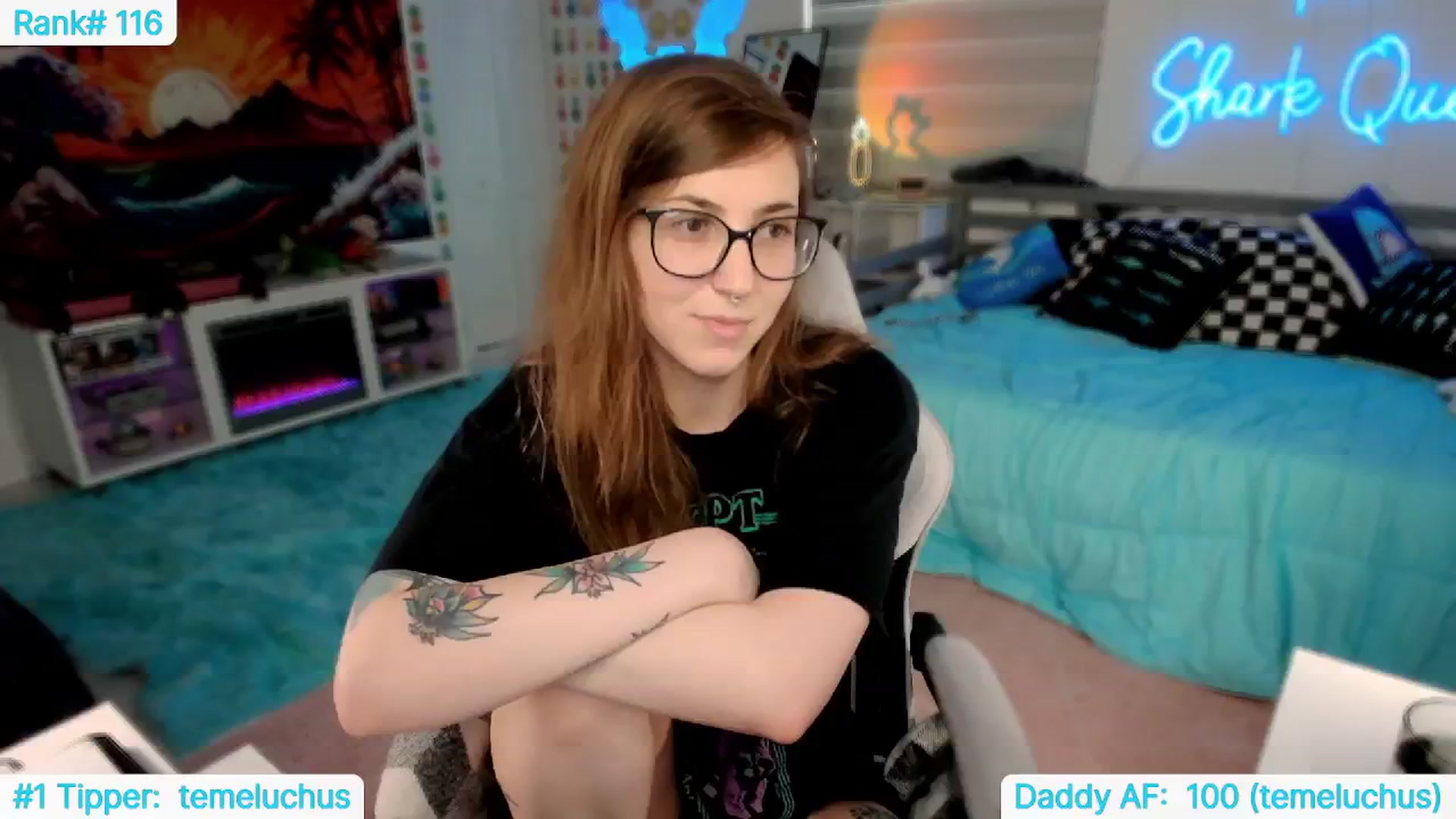 Gallery image thumbnail from TheSharkQueen's myfreecams stream on, 04/23/2024, 23:27 image 4 of 20