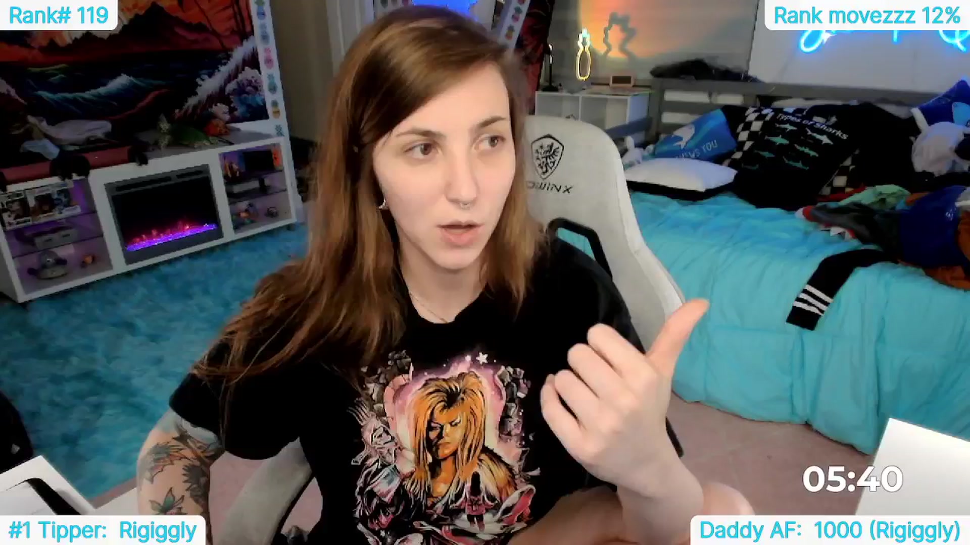 Gallery image thumbnail from TheSharkQueen's myfreecams stream on, 04/24/2024, 05:35 image 6 of 20