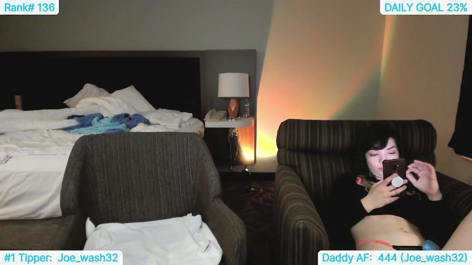 Gallery image thumbnail from TheSharkQueen's myfreecams stream on, 04/28/2024, 08:34 image 15 of 20