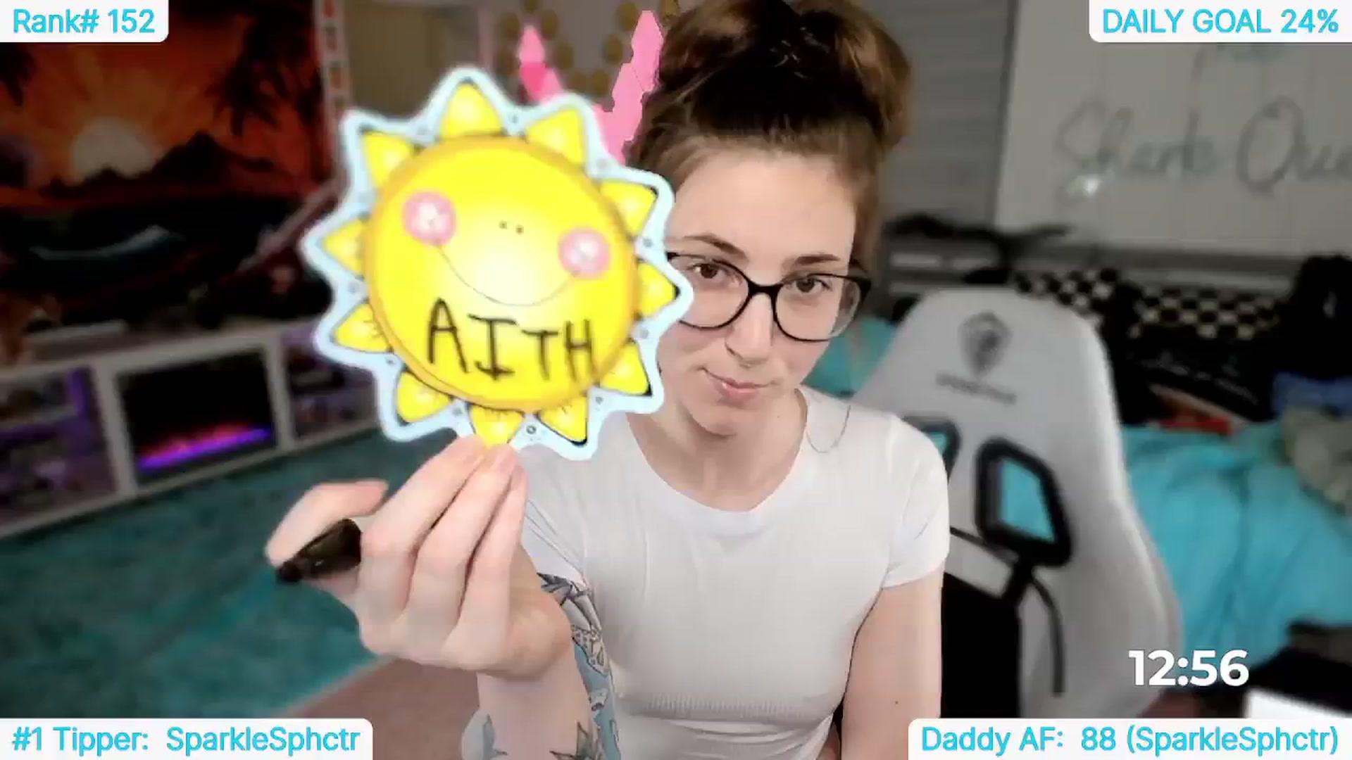 Gallery image thumbnail from TheSharkQueen's myfreecams stream on, 04/30/2024, 07:15 image 15 of 20