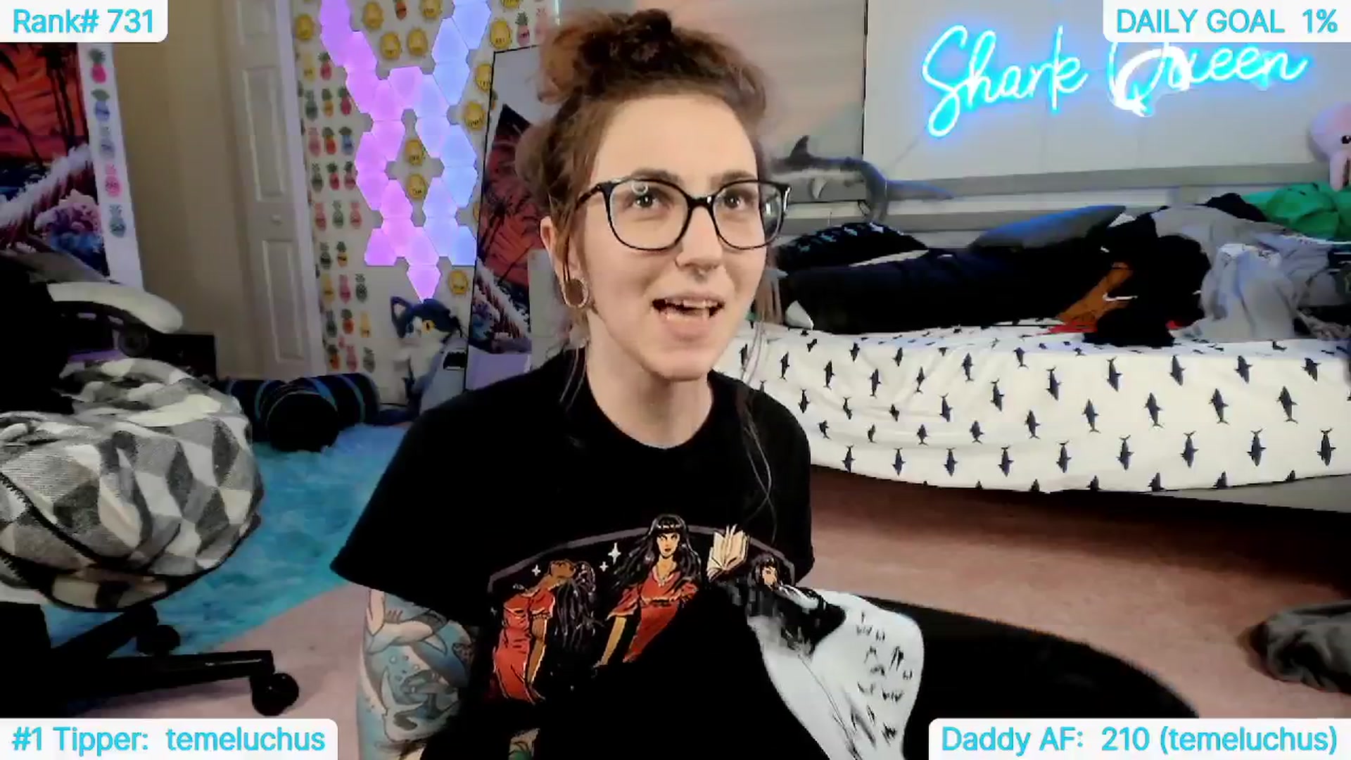 Gallery image thumbnail from TheSharkQueen's myfreecams stream on, 05/02/2024, 23:12 image 19 of 20