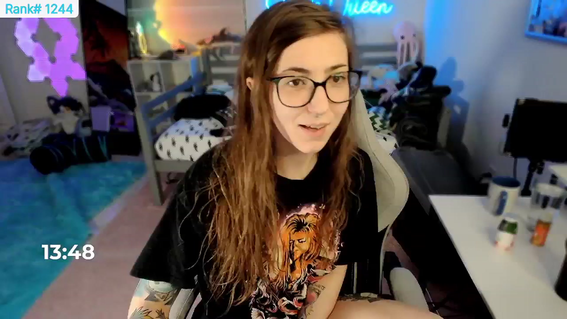 Gallery image thumbnail from TheSharkQueen's myfreecams stream on, 05/04/2024, 19:31 image 13 of 20