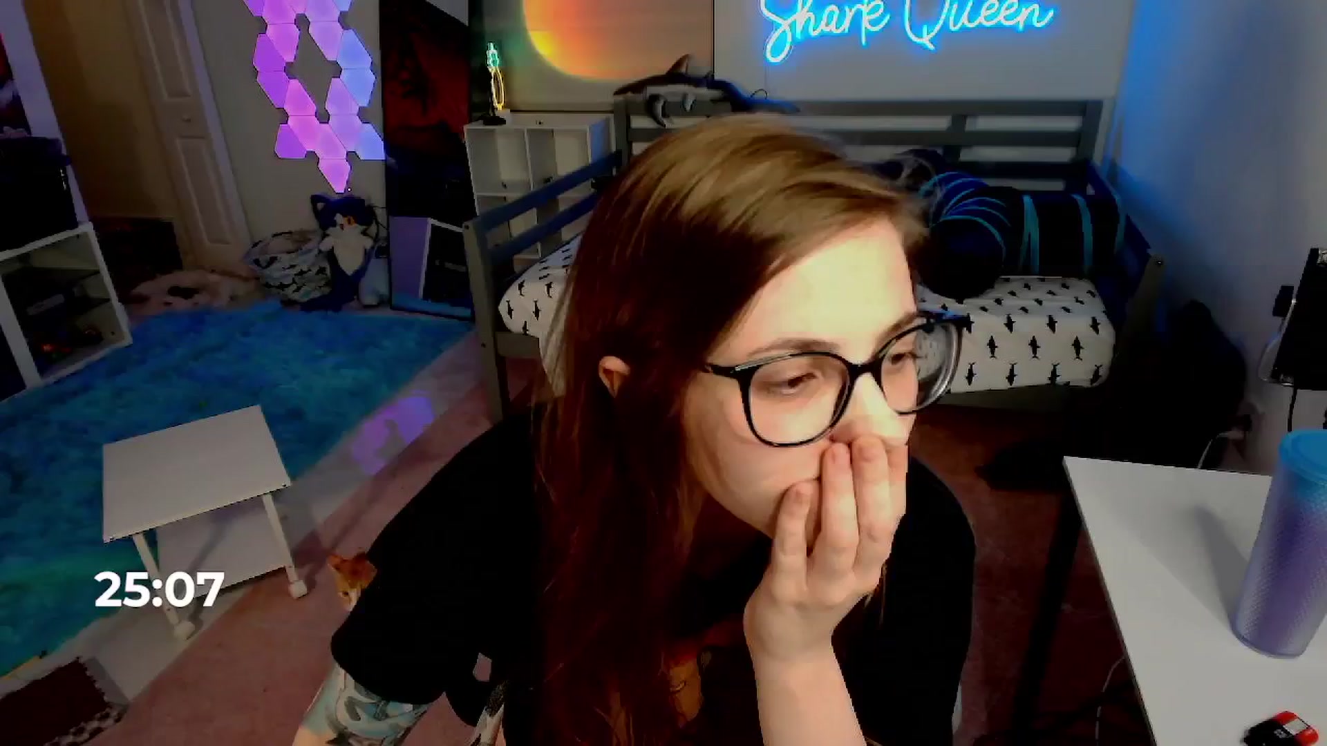 Gallery image thumbnail from TheSharkQueen's myfreecams stream on, 05/07/2024, 06:09 image 1 of 20
