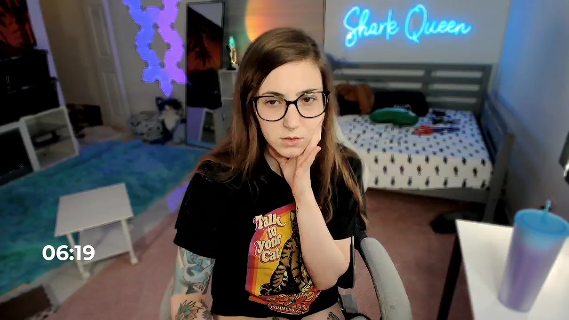 Gallery image thumbnail from TheSharkQueen's myfreecams stream on, 05/07/2024, 06:09 image 7 of 20