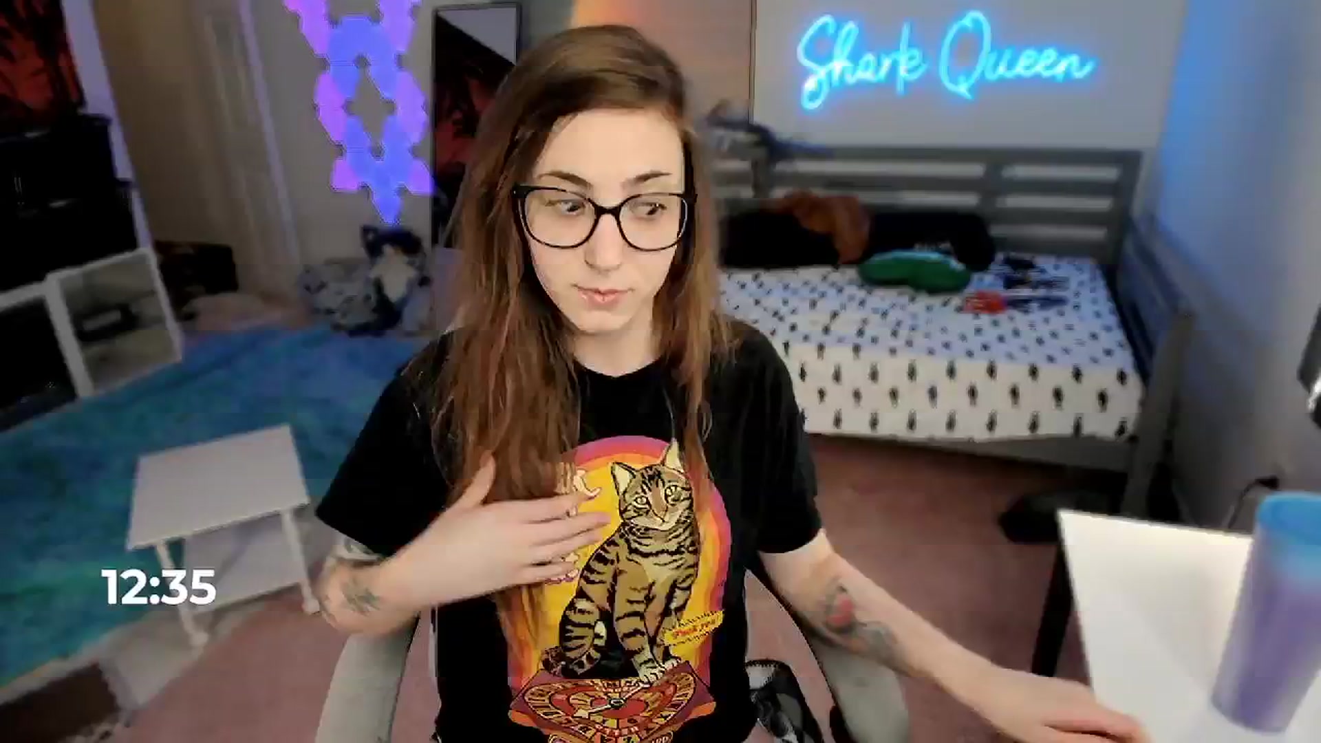 Gallery image thumbnail from TheSharkQueen's myfreecams stream on, 05/07/2024, 06:09 image 5 of 20