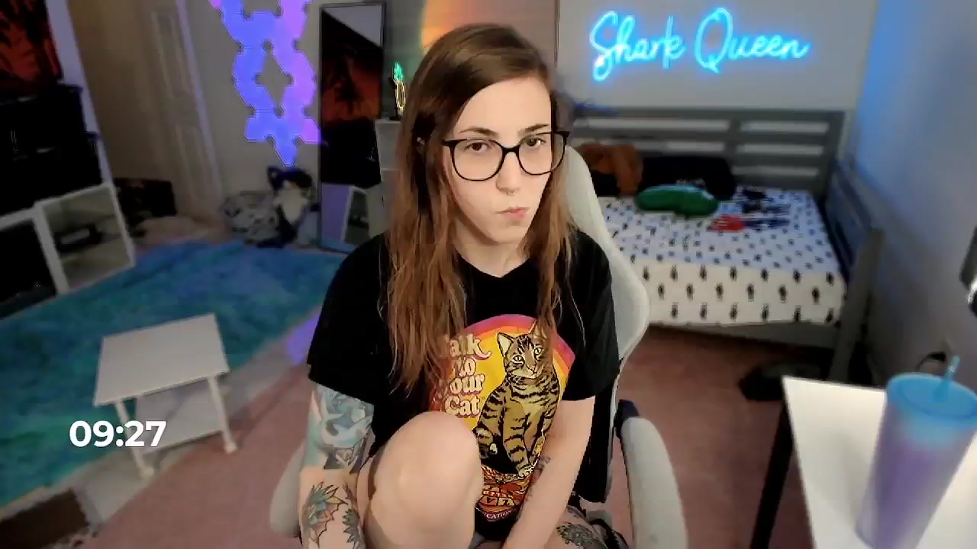 Gallery image thumbnail from TheSharkQueen's myfreecams stream on, 05/07/2024, 06:09 image 6 of 20