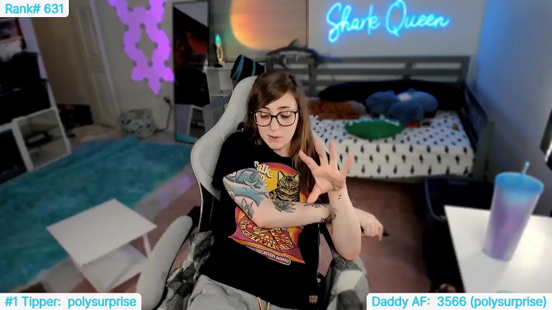 Gallery image thumbnail from TheSharkQueen's myfreecams stream on, 05/07/2024, 07:02 image 8 of 20