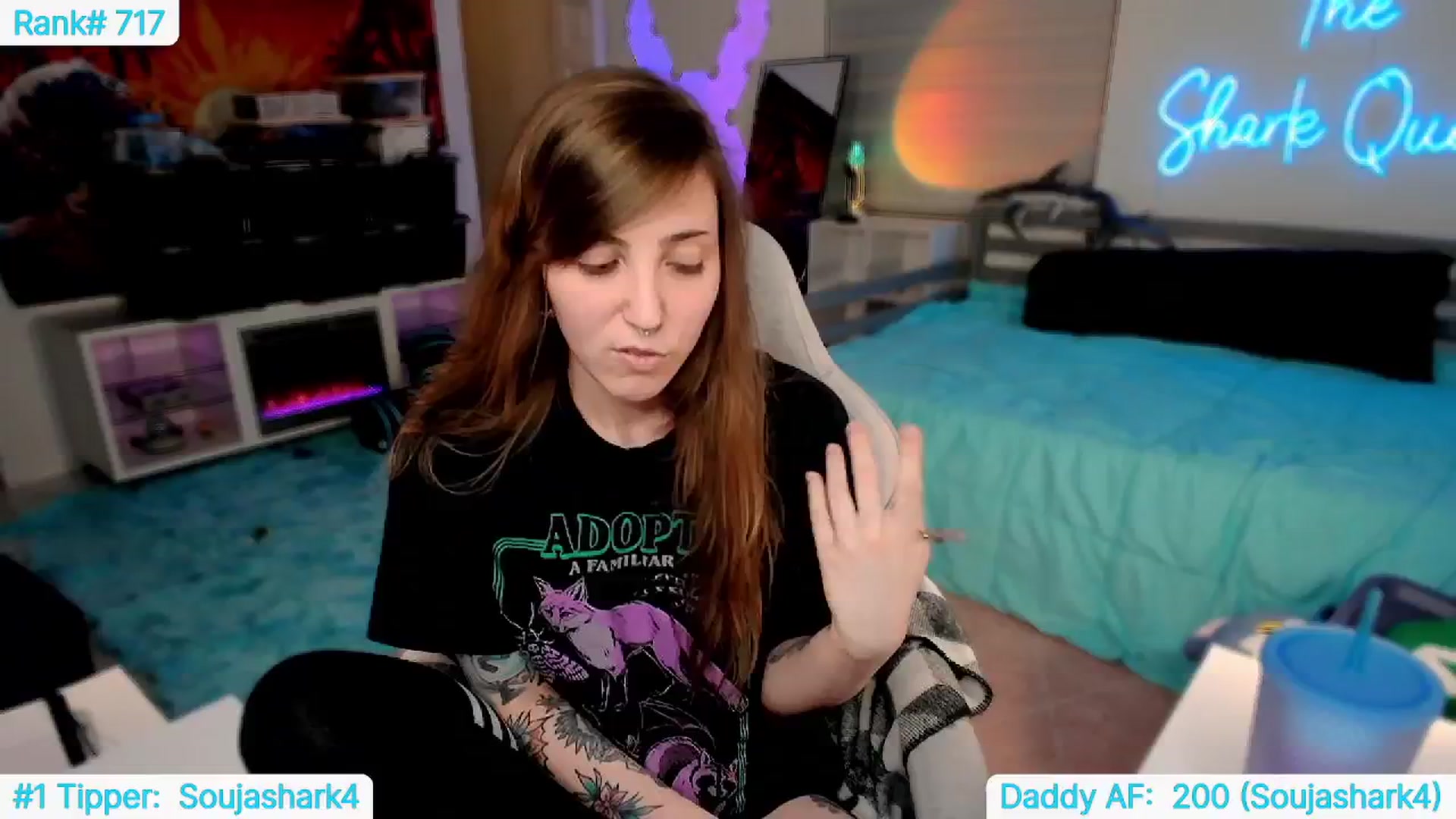 Gallery image thumbnail from TheSharkQueen's myfreecams stream on, 05/08/2024, 06:00 image 11 of 20