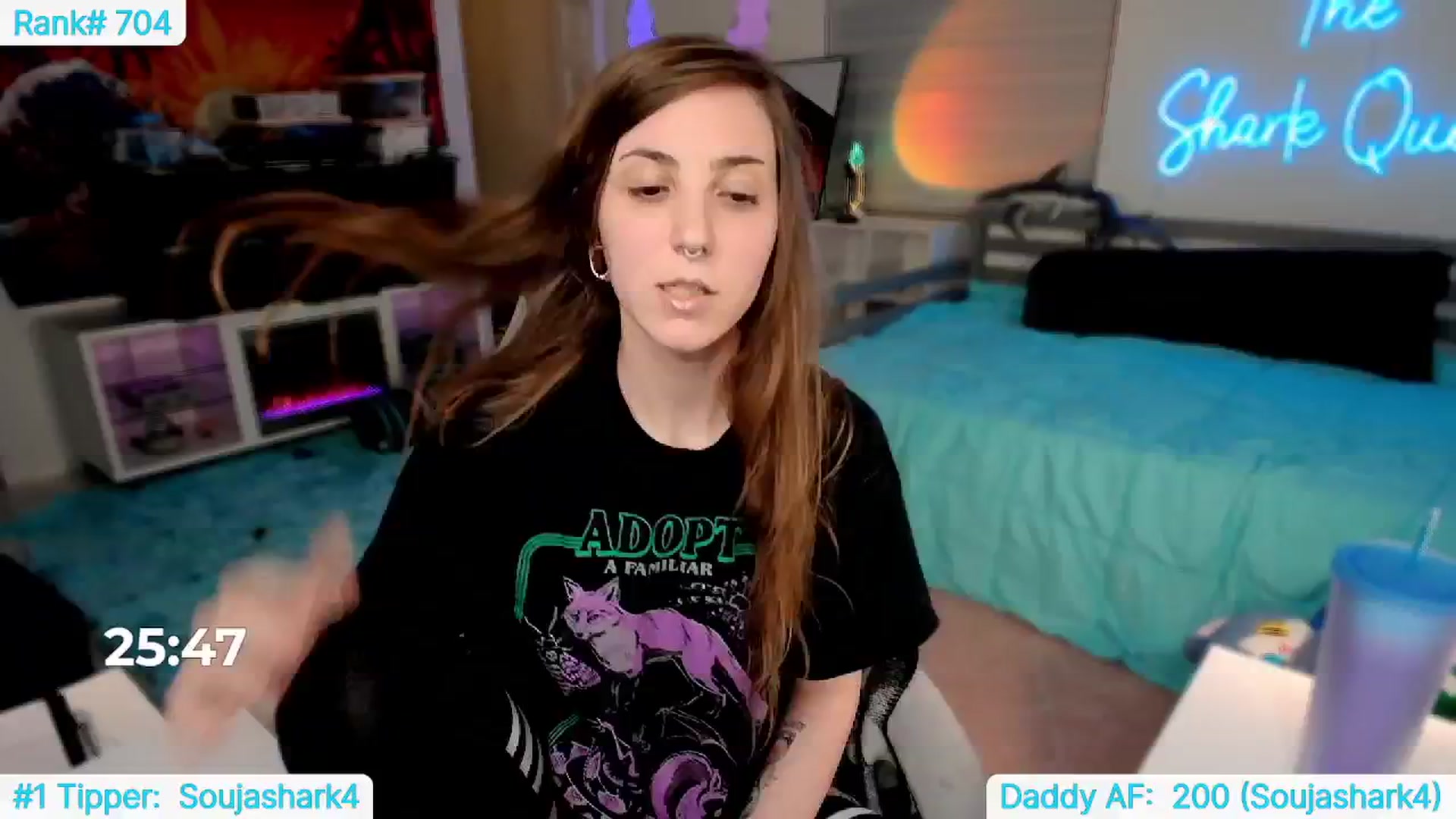 Gallery image thumbnail from TheSharkQueen's myfreecams stream on, 05/08/2024, 06:00 image 16 of 20