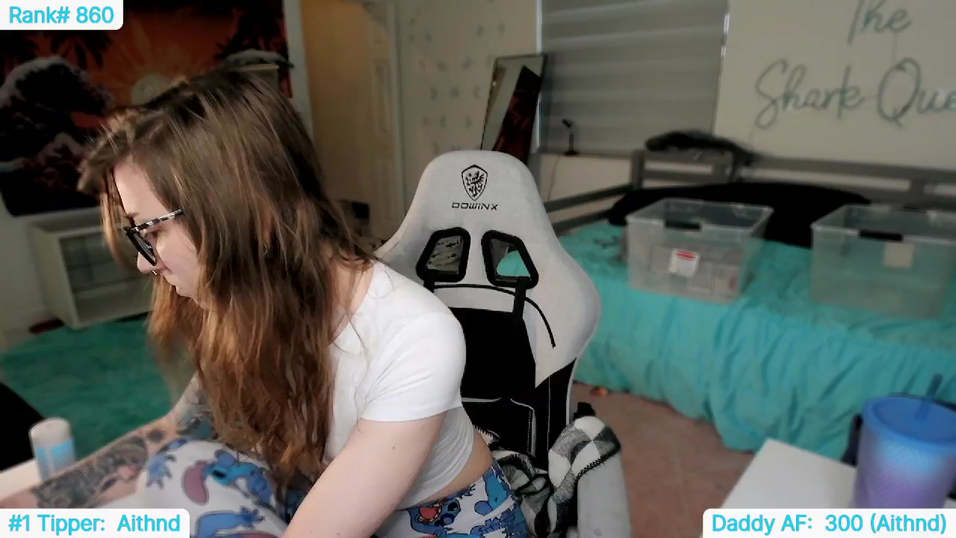 Gallery image thumbnail from TheSharkQueen's myfreecams stream on, 05/09/2024, 23:08 image 18 of 20
