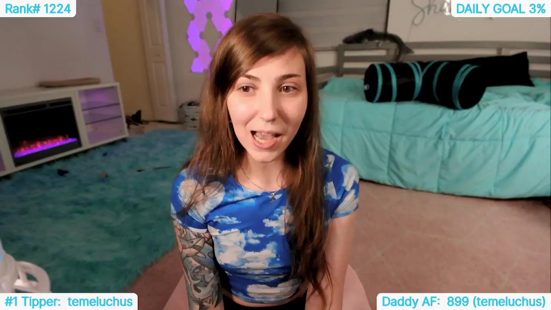 Gallery image thumbnail from TheSharkQueen's myfreecams stream on, 05/15/2024, 05:06 image 14 of 20