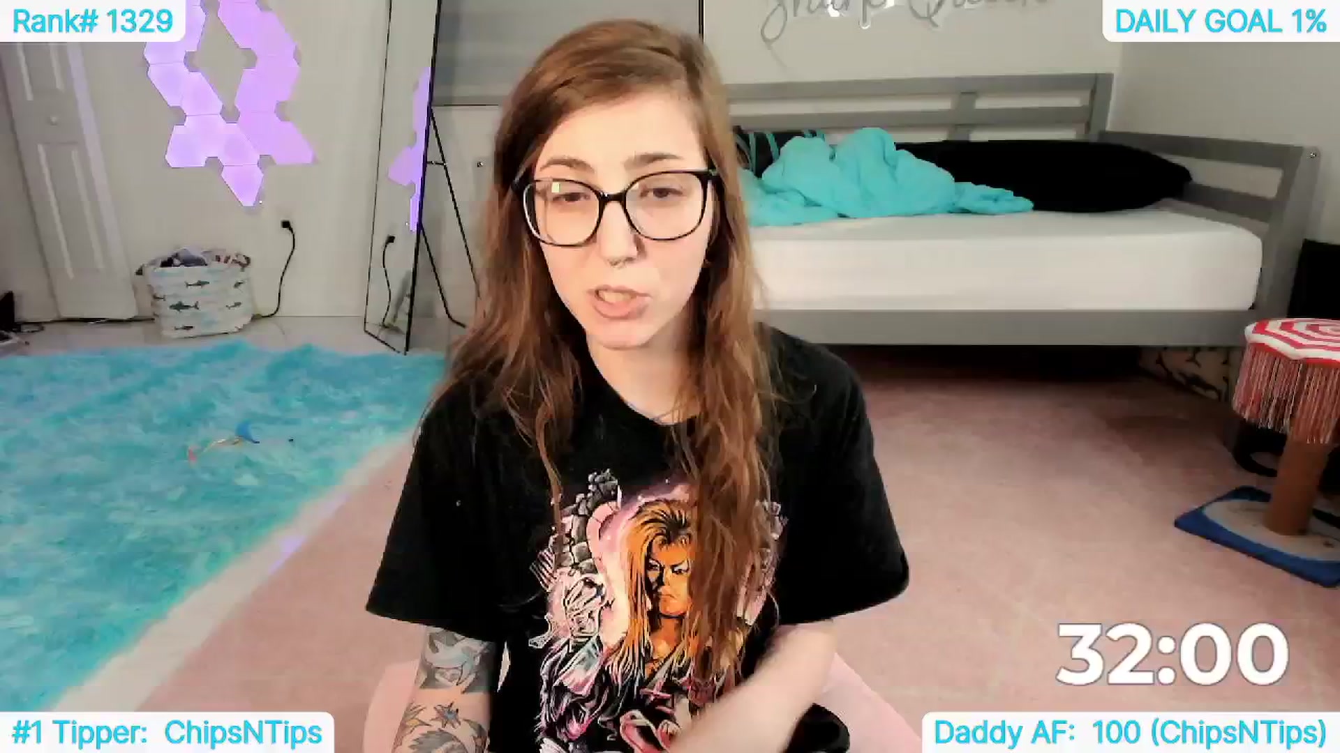Gallery image thumbnail from TheSharkQueen's myfreecams stream on, 05/16/2024, 05:01 image 1 of 20