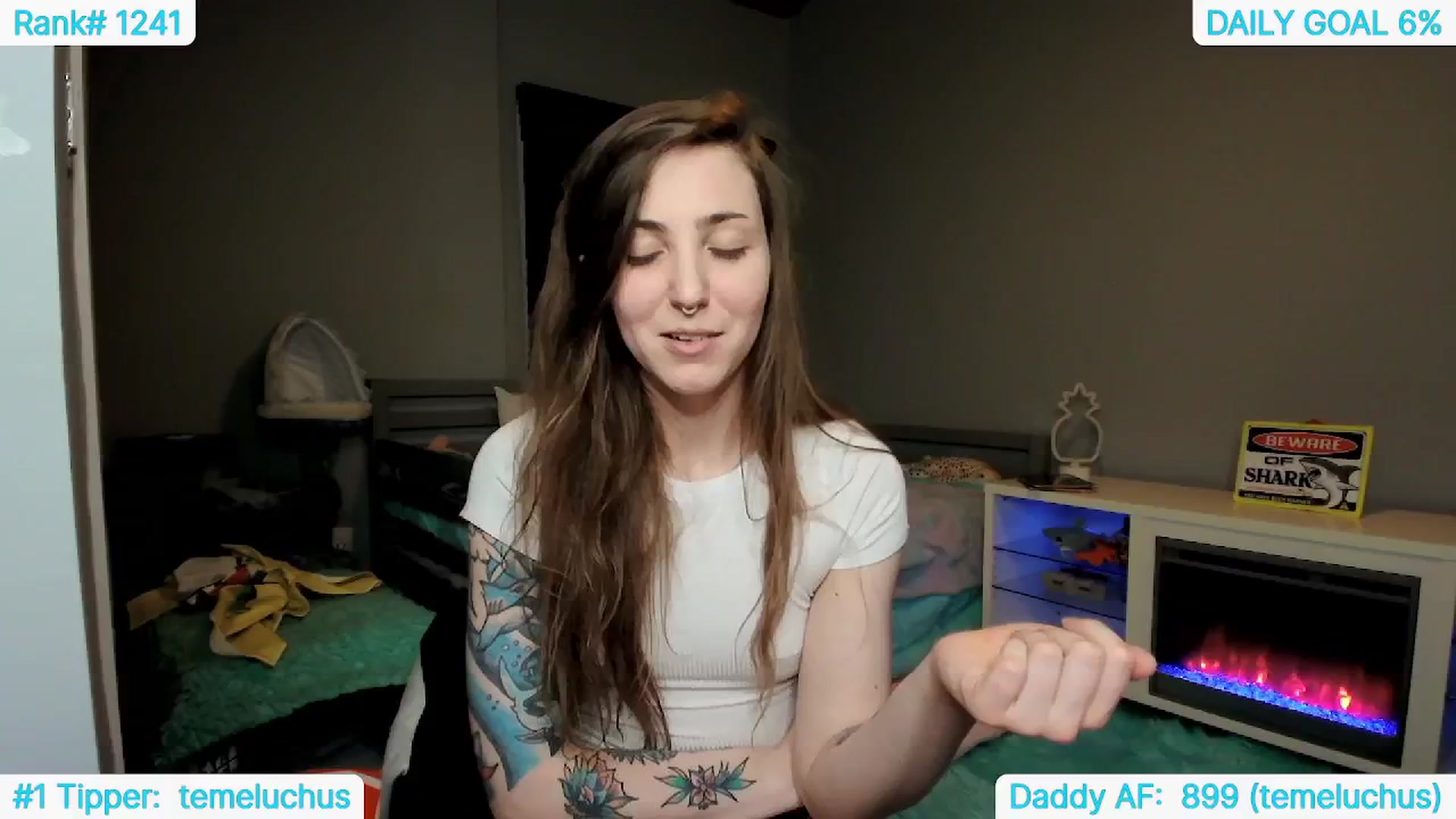 Gallery image thumbnail from TheSharkQueen's myfreecams stream on, 05/29/2024, 06:11 image 6 of 20