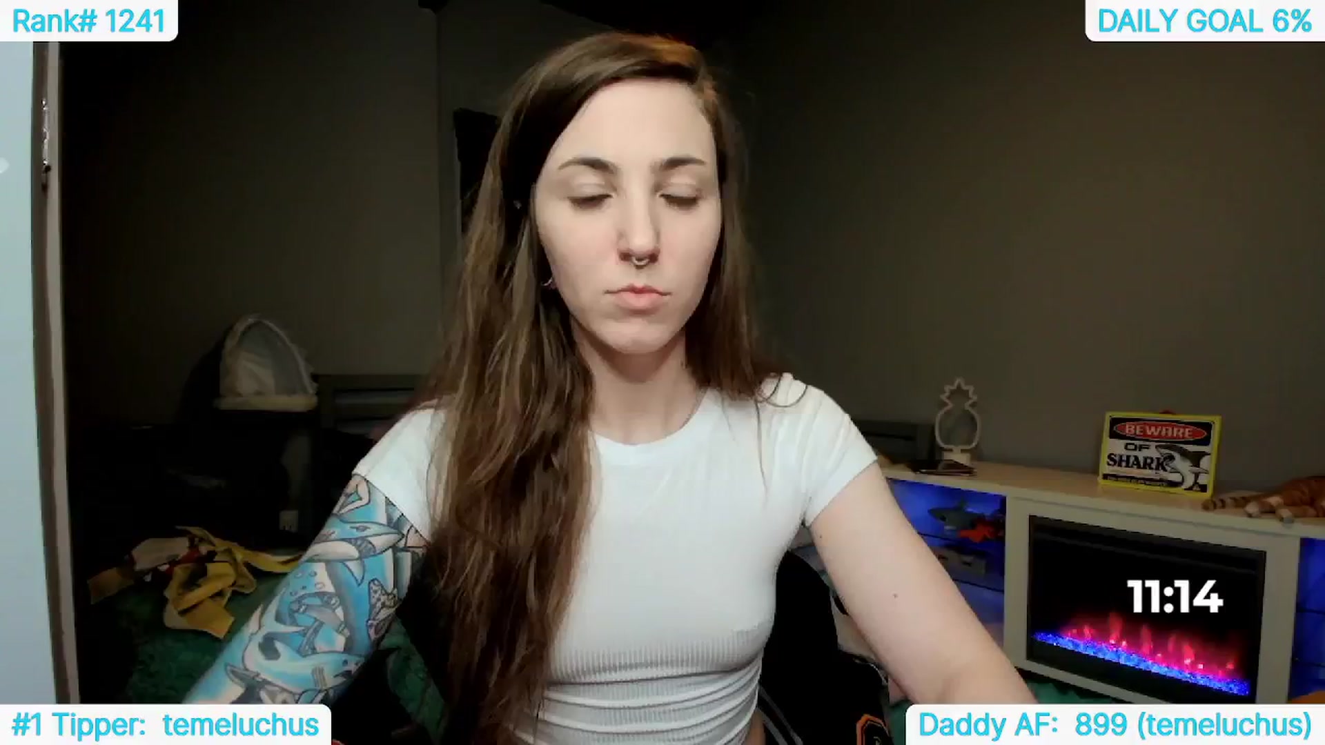 Gallery image thumbnail from TheSharkQueen's myfreecams stream on, 05/29/2024, 06:11 image 4 of 20