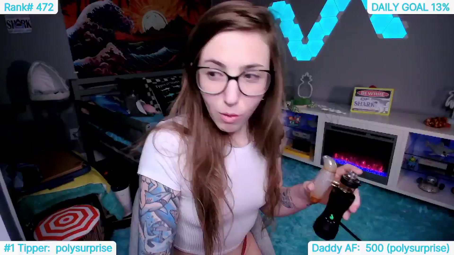 Gallery image thumbnail from TheSharkQueen's myfreecams stream on, 06/06/2024, 09:57 image 6 of 20