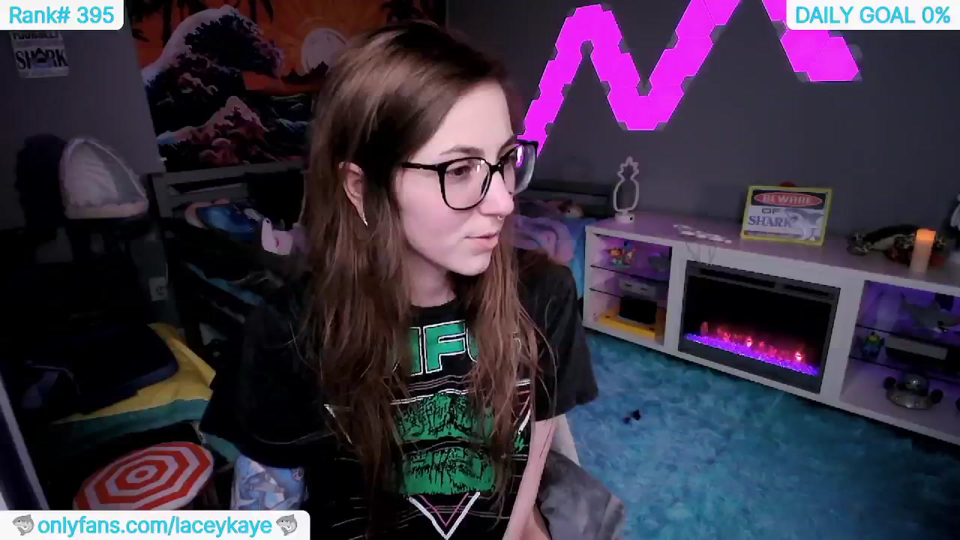 Gallery image thumbnail from TheSharkQueen's myfreecams stream on, 06/07/2024, 05:37 image 8 of 20