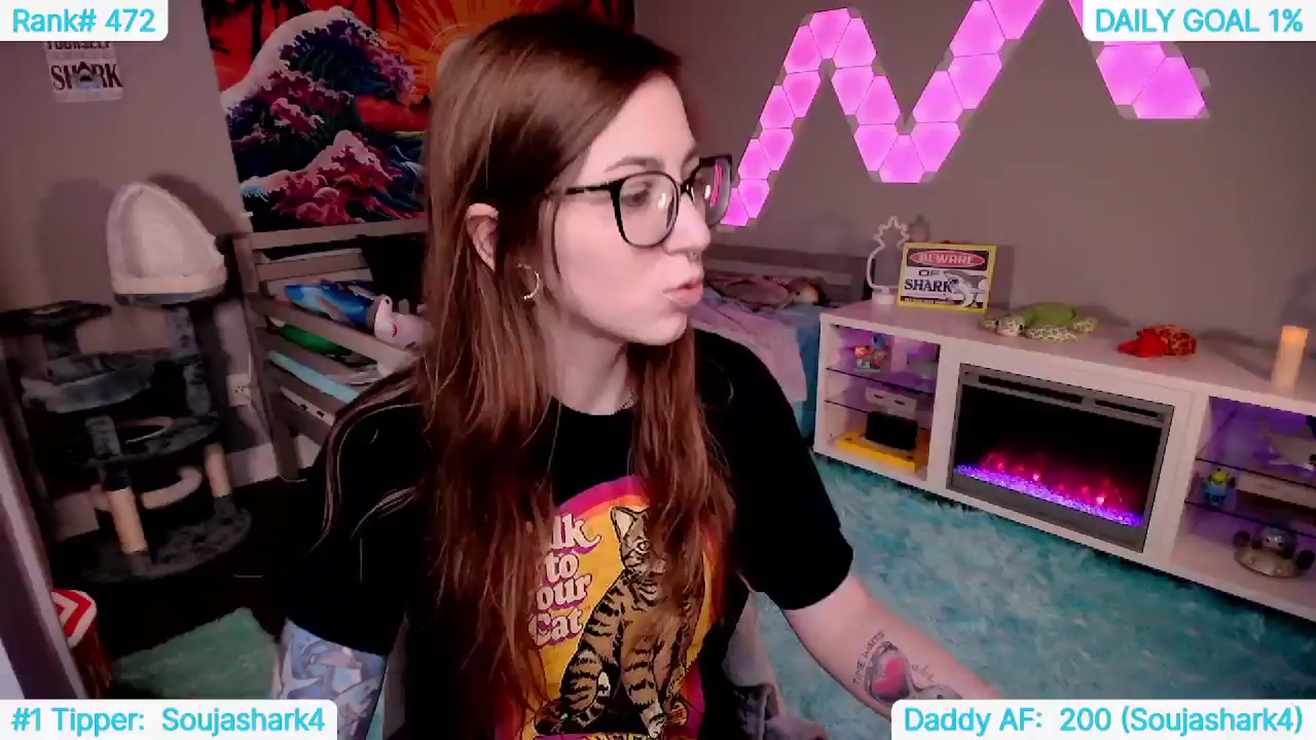 Gallery image thumbnail from TheSharkQueen's myfreecams stream on, 06/08/2024, 19:49 image 7 of 20