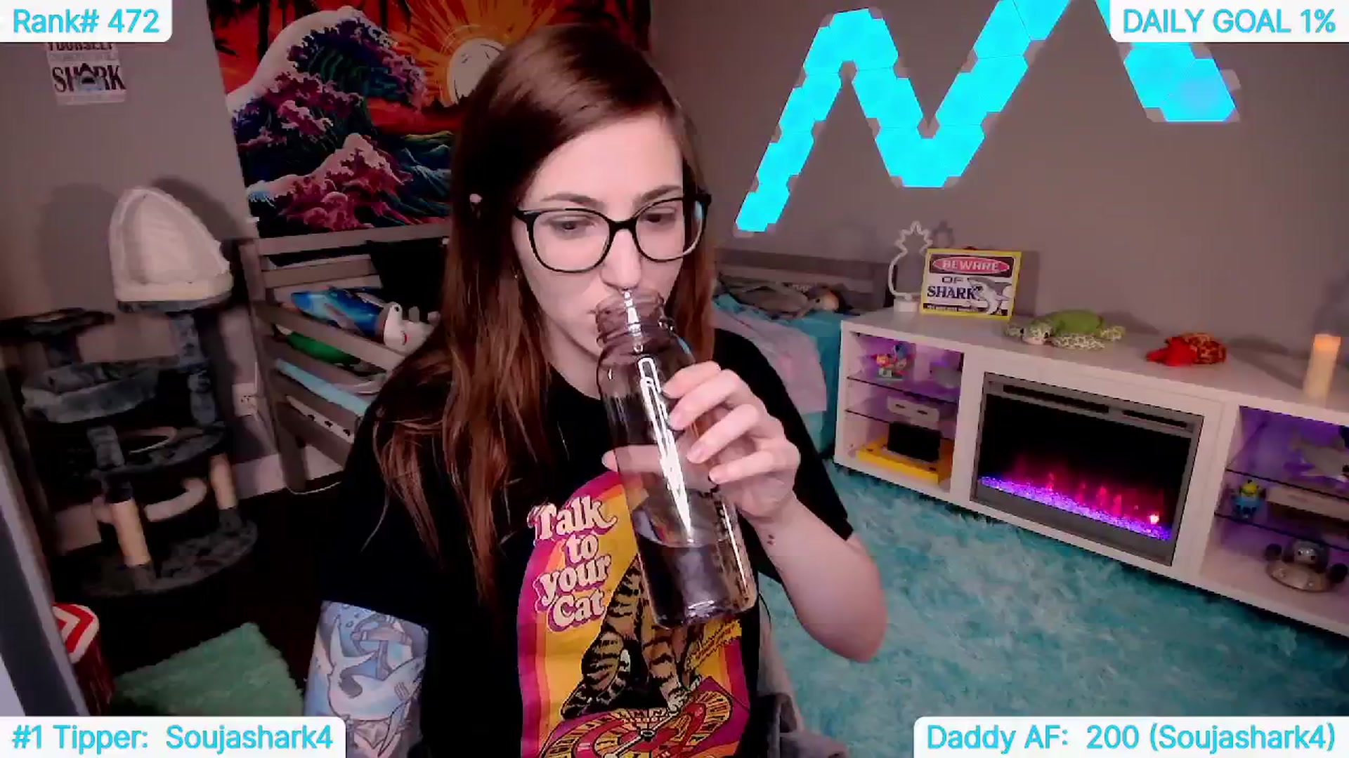 Gallery image thumbnail from TheSharkQueen's myfreecams stream on, 06/08/2024, 19:49 image 8 of 20